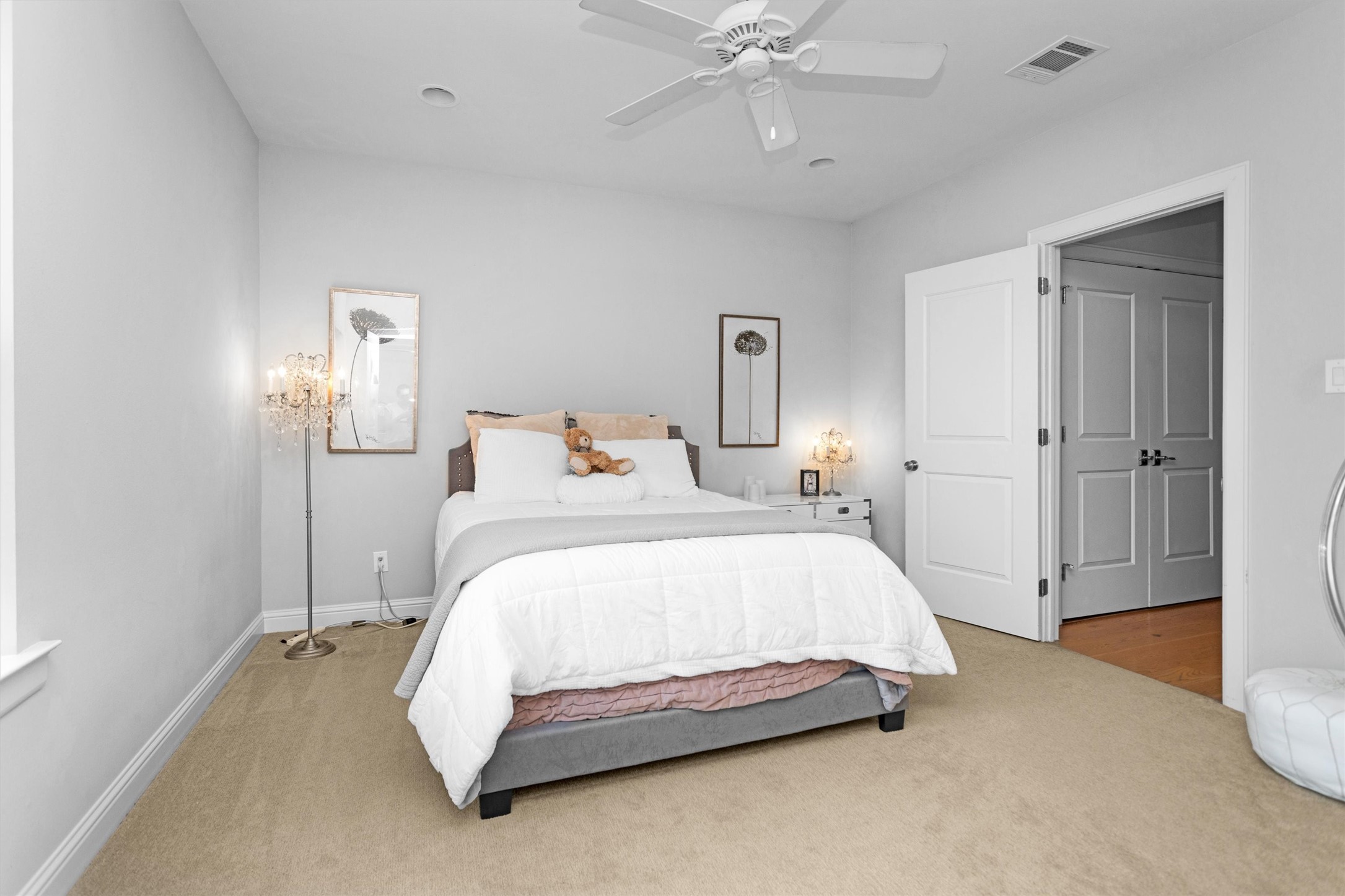 270 Green Boulevard Property Photo 38