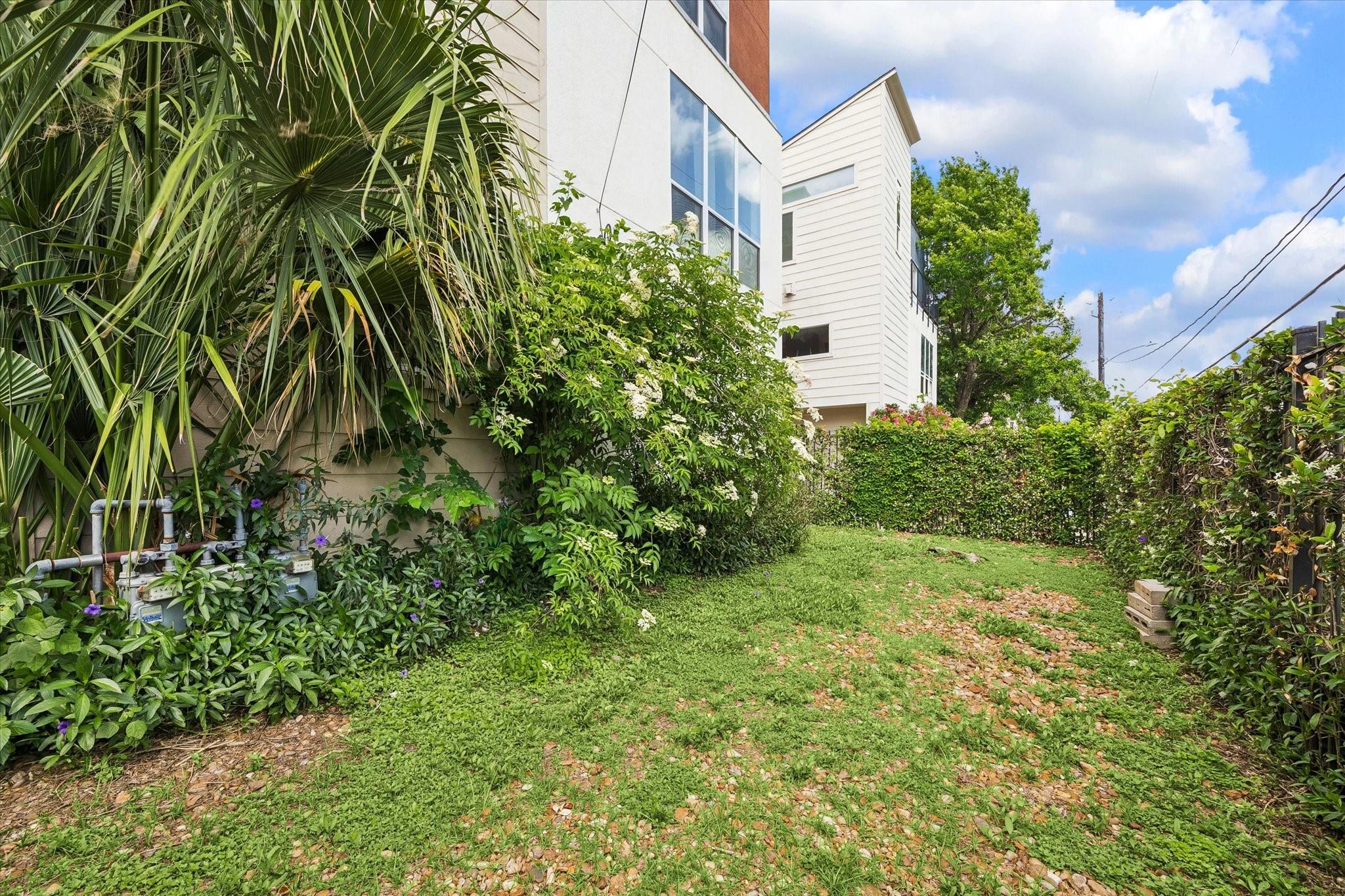 6102 Maxie Street, Houston Tx 77007 Property Photo 24