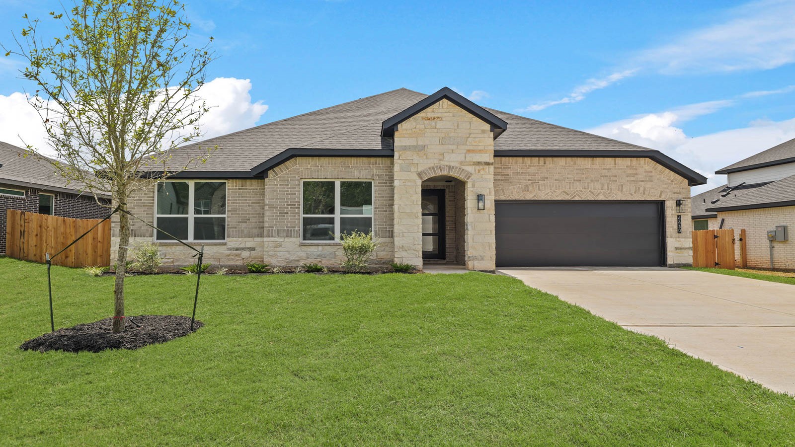 4430 Wapama Falls Loop Property Photo 1