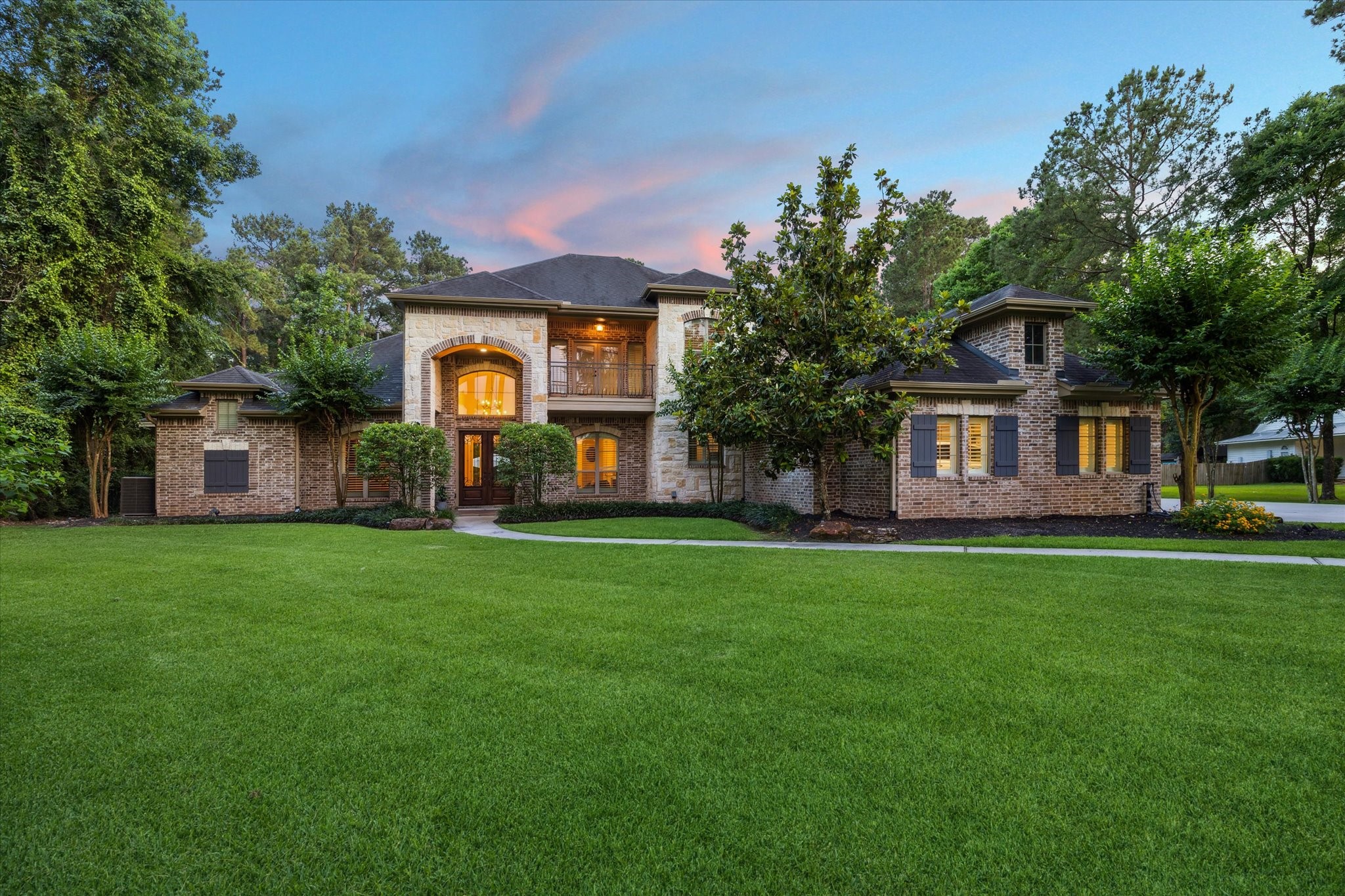 10250 Clubhouse Circle Property Photo 1
