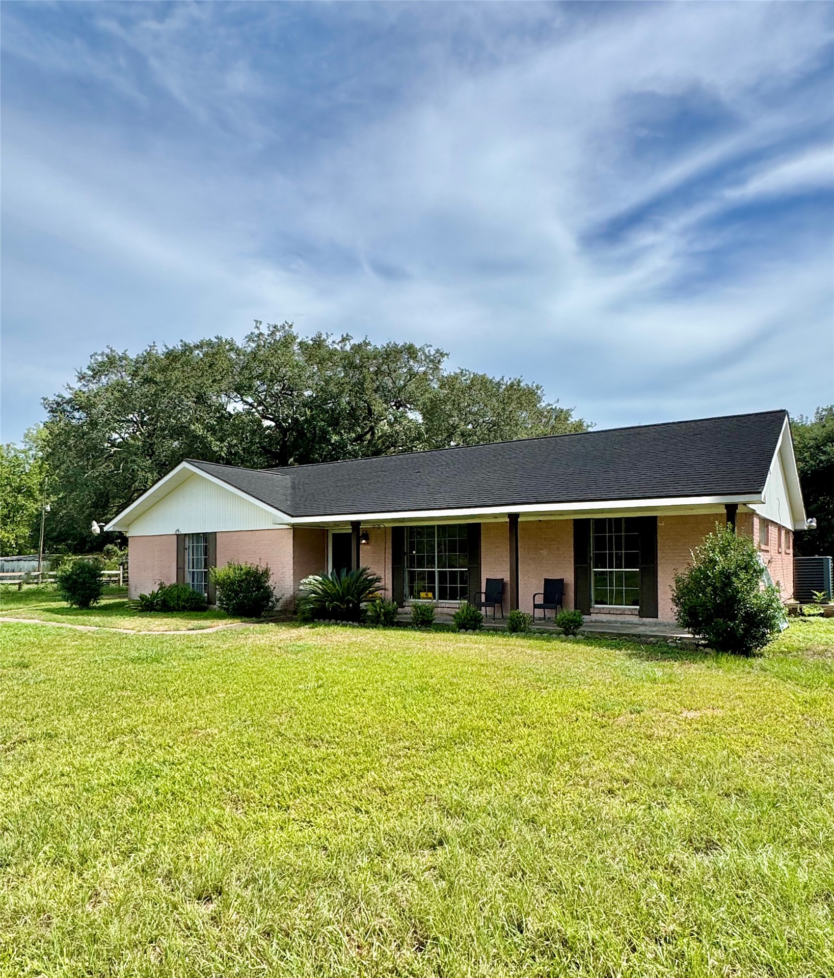 441 County Road 219 Property Photo 2