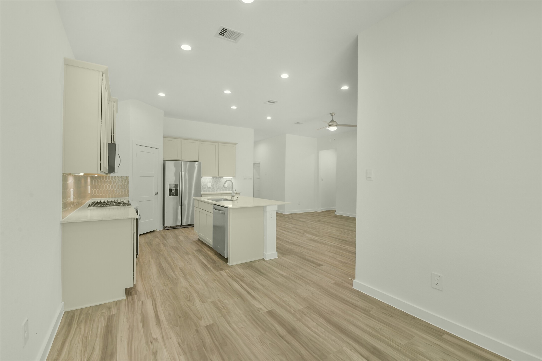 14322 Winema View Lane Property Photo 12