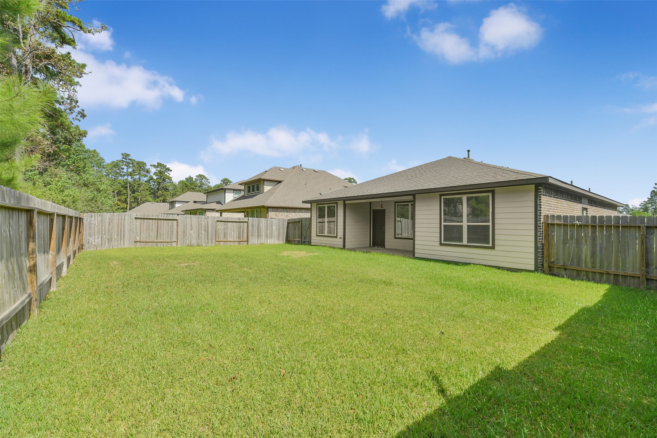 14322 Winema View Lane Property Photo 25