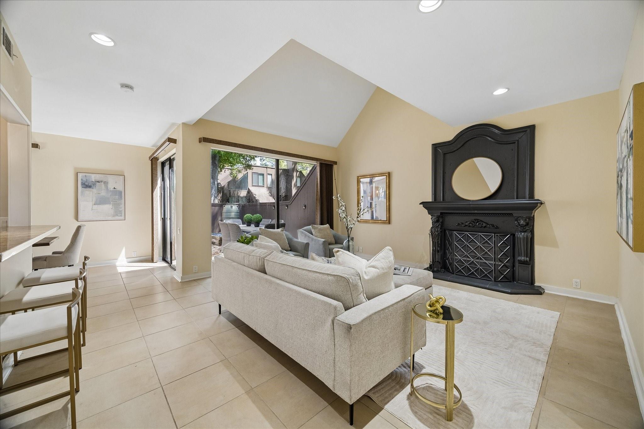 115 Litchfield Lane, Houston Tx 77024 Property Photo 1