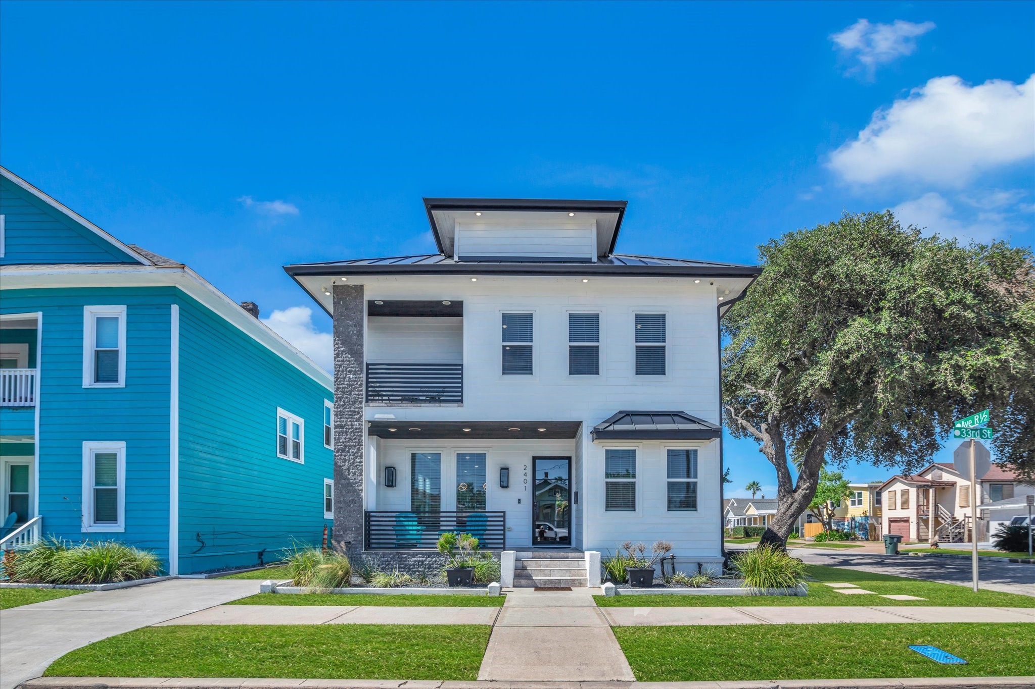 2401 33rd Street Property Photo 4