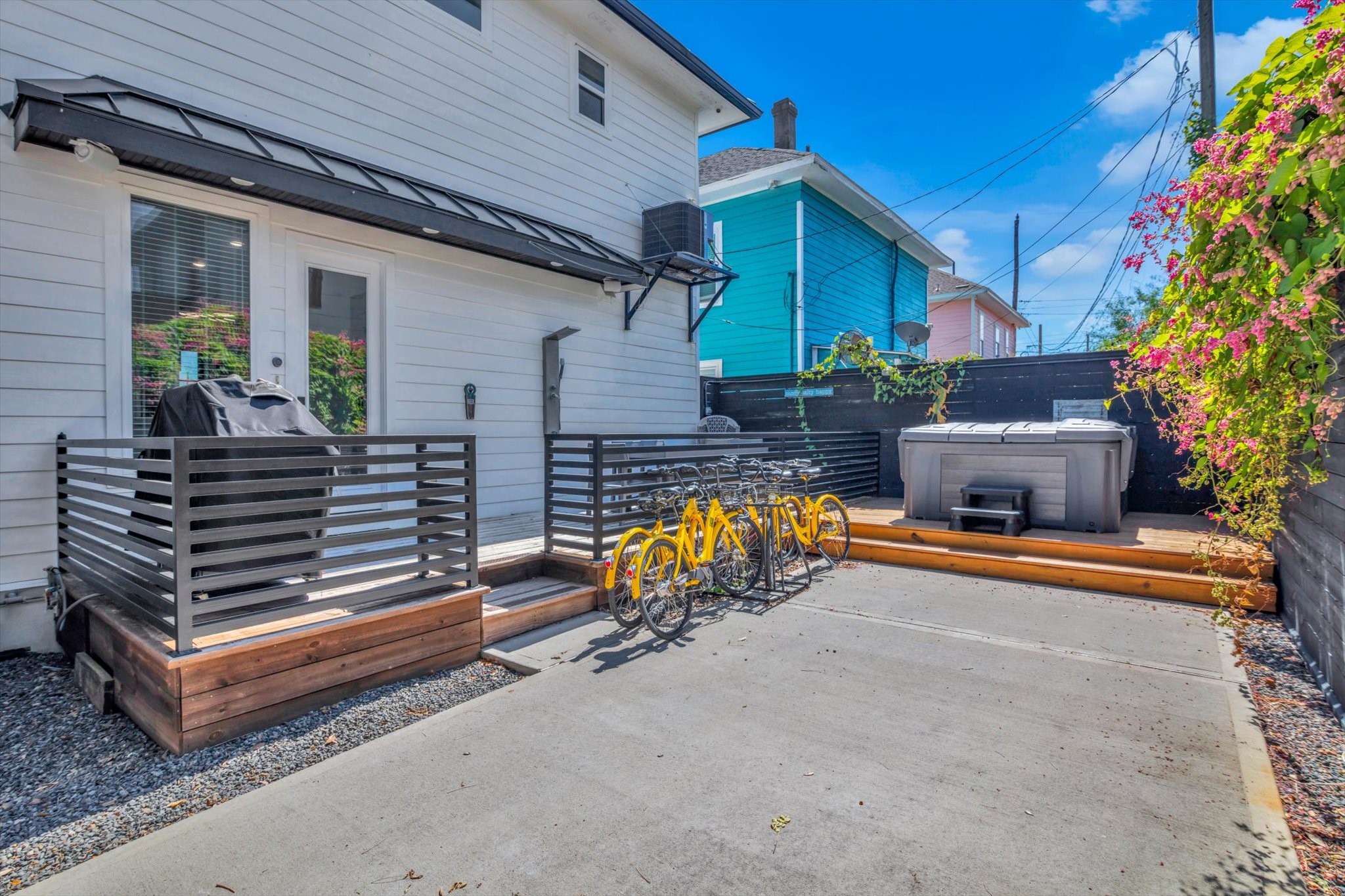 2401 33rd Street Property Photo 43