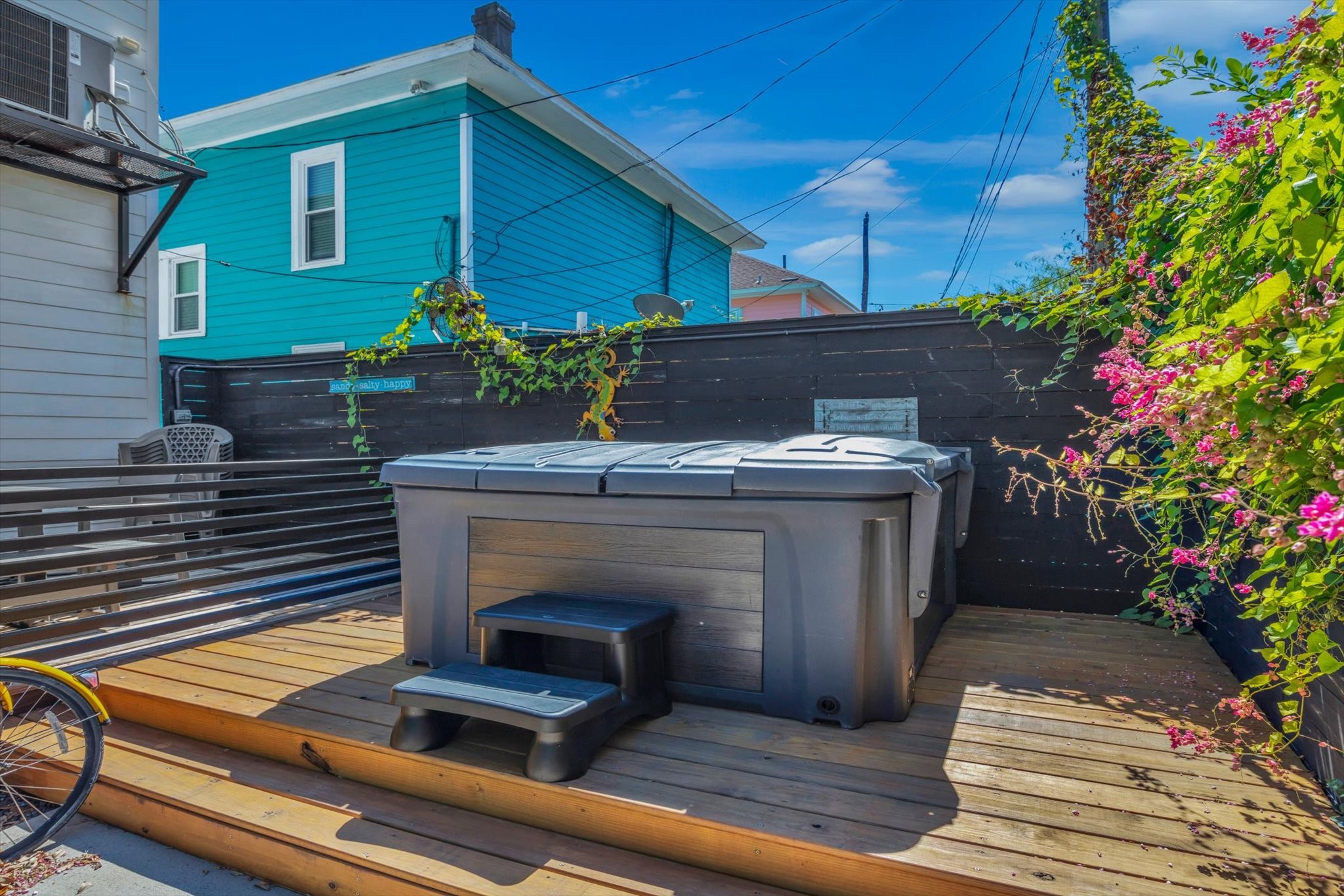 2401 33rd Street Property Photo 44