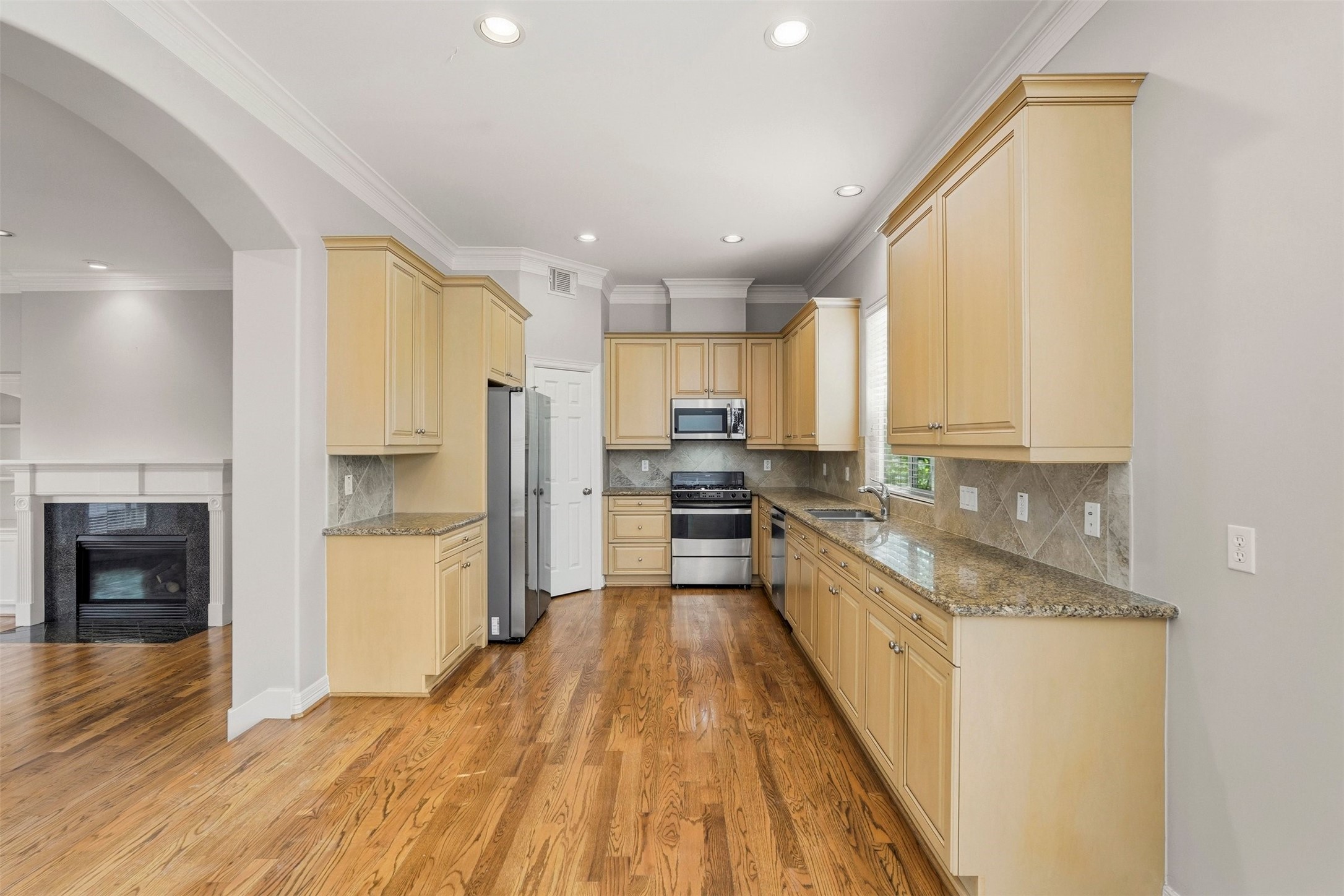 822 Stuart Street Property Photo 10