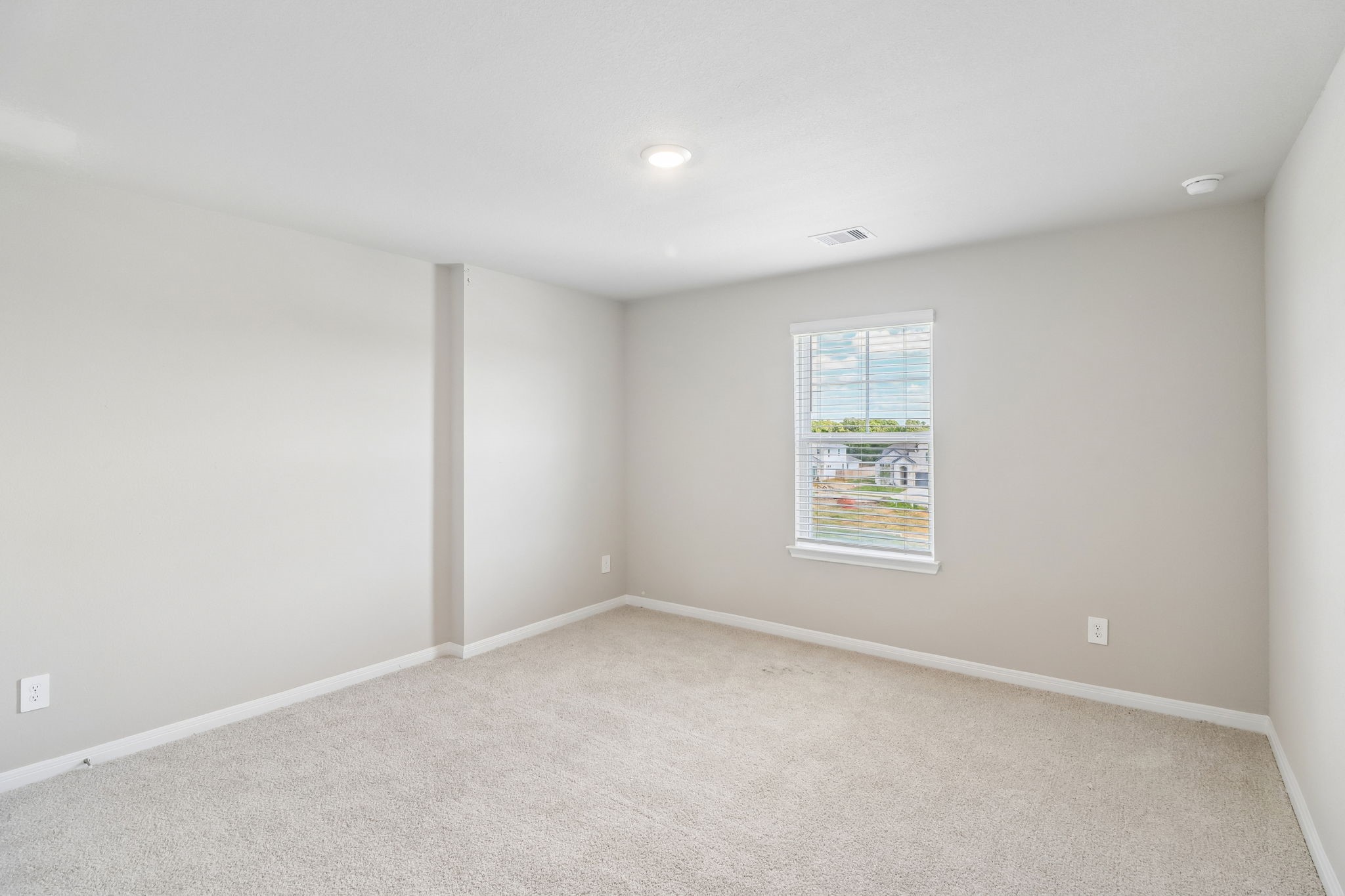 17817 Stone Terrace Lane Property Photo 8