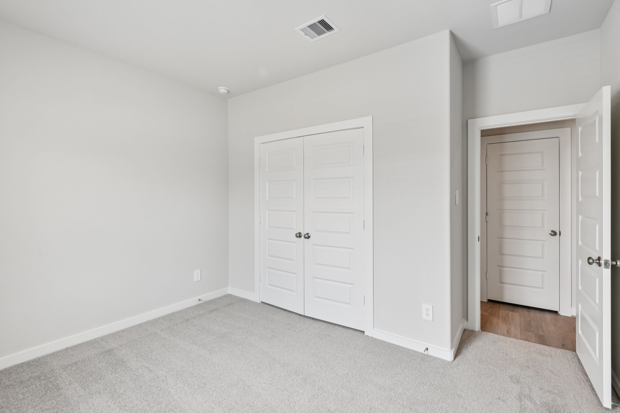 17817 Stone Terrace Lane Property Photo 16