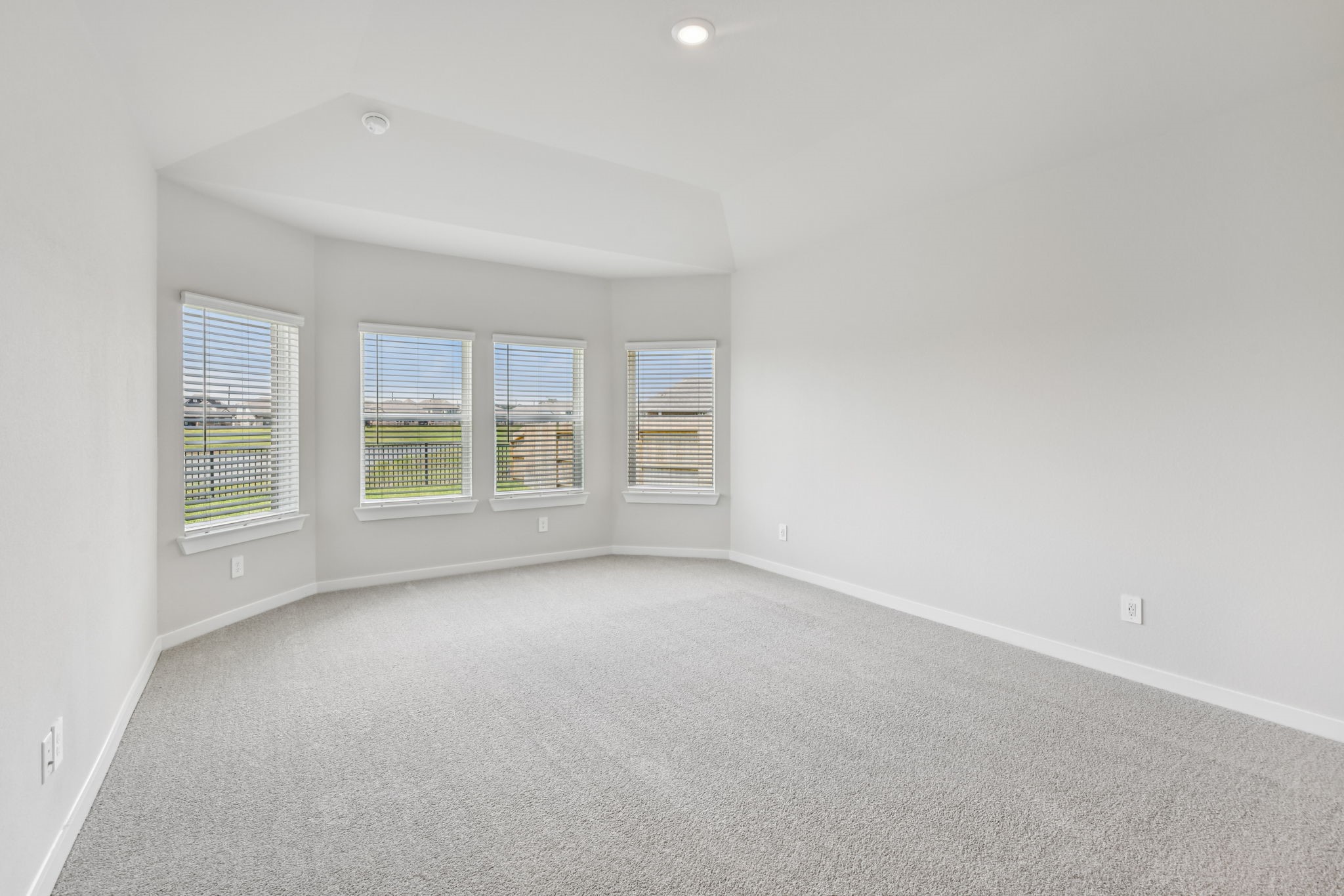 17817 Stone Terrace Lane Property Photo 21