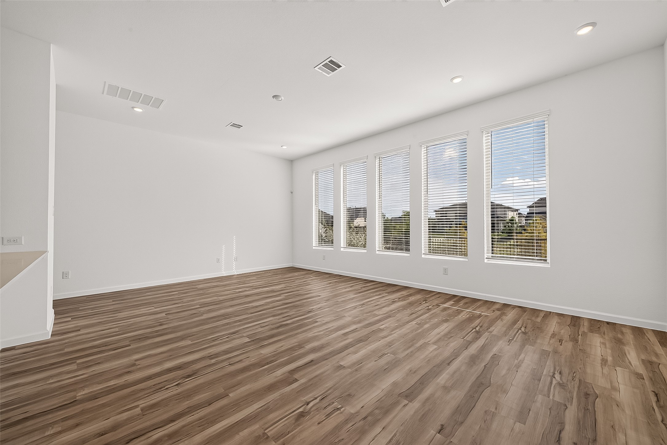 5558 Amber Brook Lane Property Photo 12