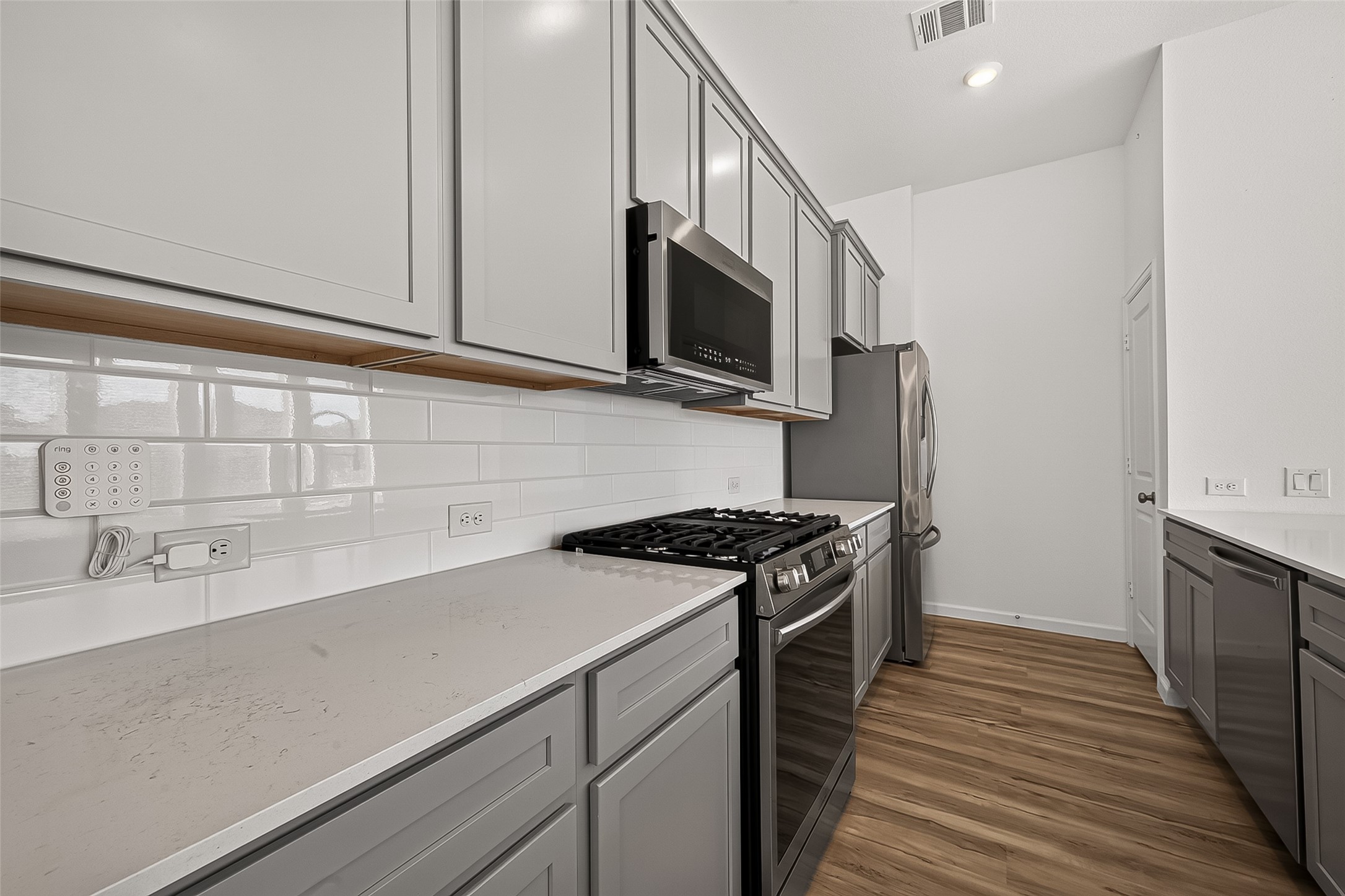 5558 Amber Brook Lane Property Photo 17