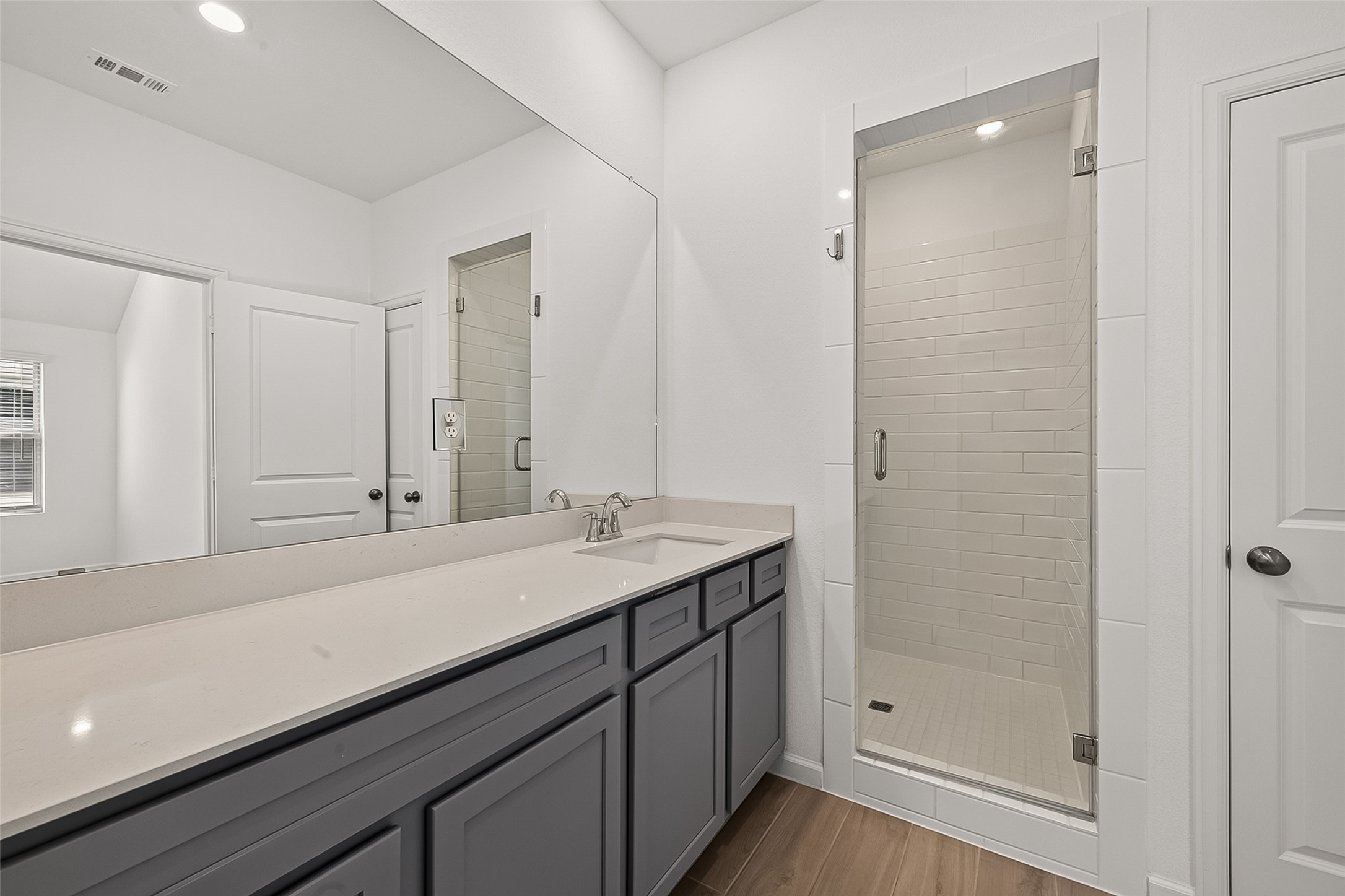 5558 Amber Brook Lane Property Photo 28