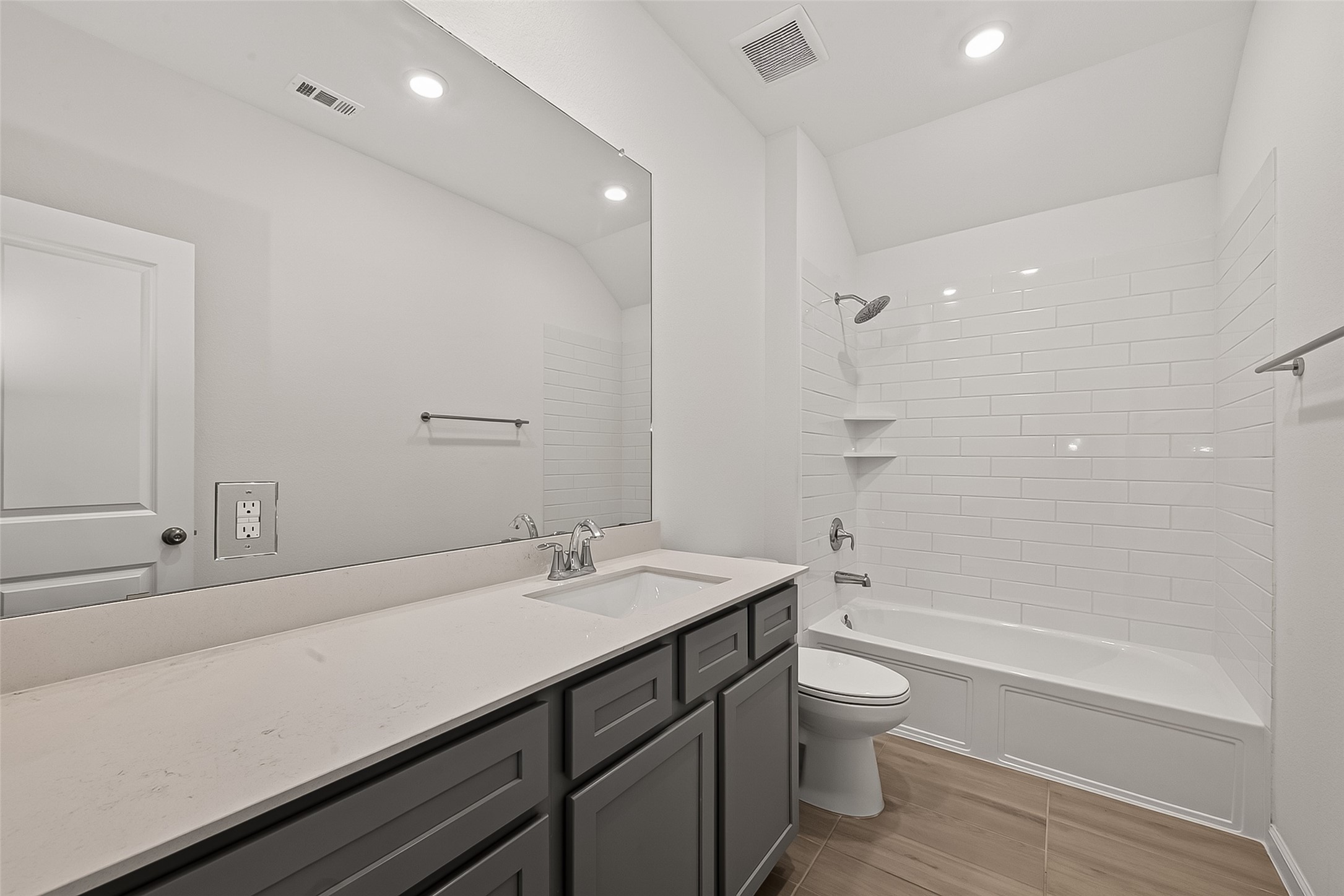 5558 Amber Brook Lane Property Photo 35