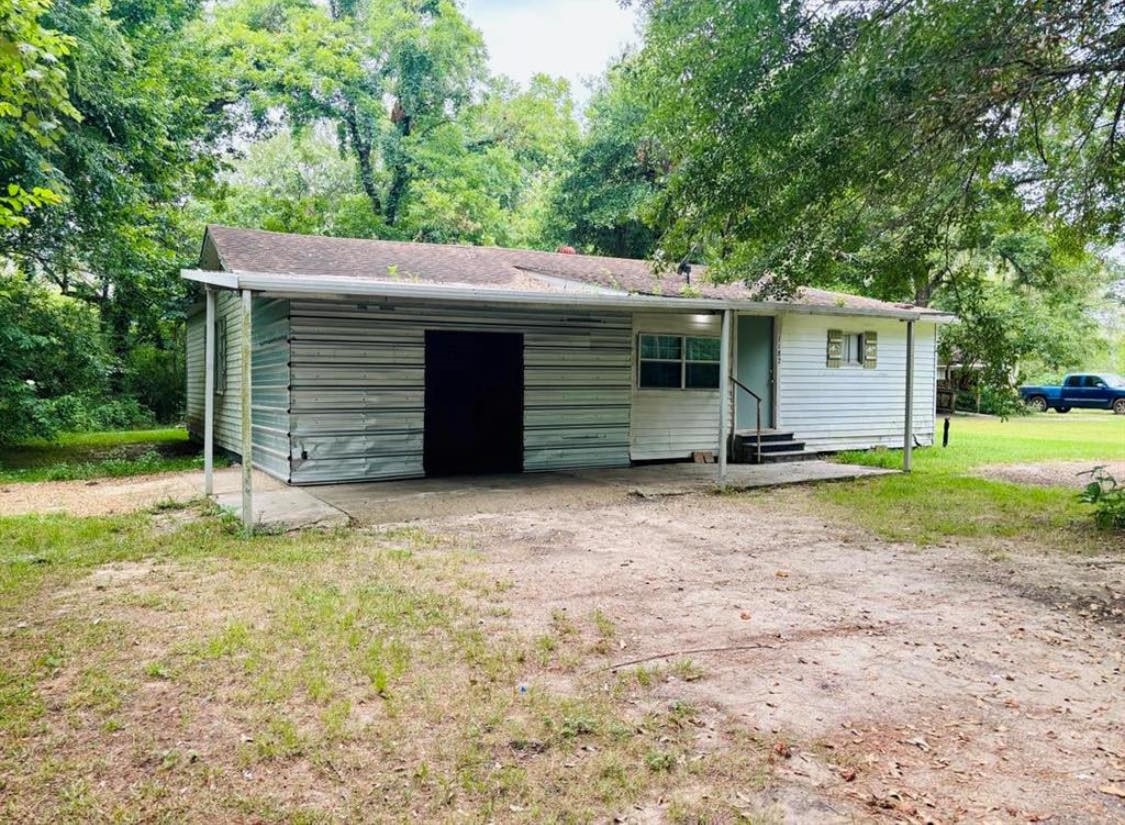 1234 River Road Property Photo 3