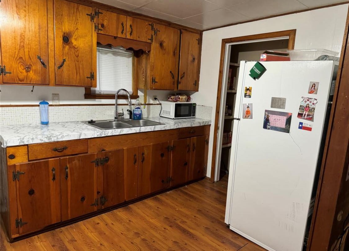 1234 River Road Property Photo 9