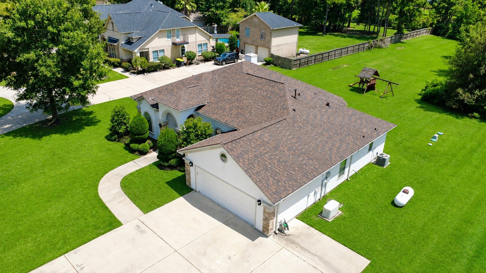 23052 Volga Drive Property Photo 3