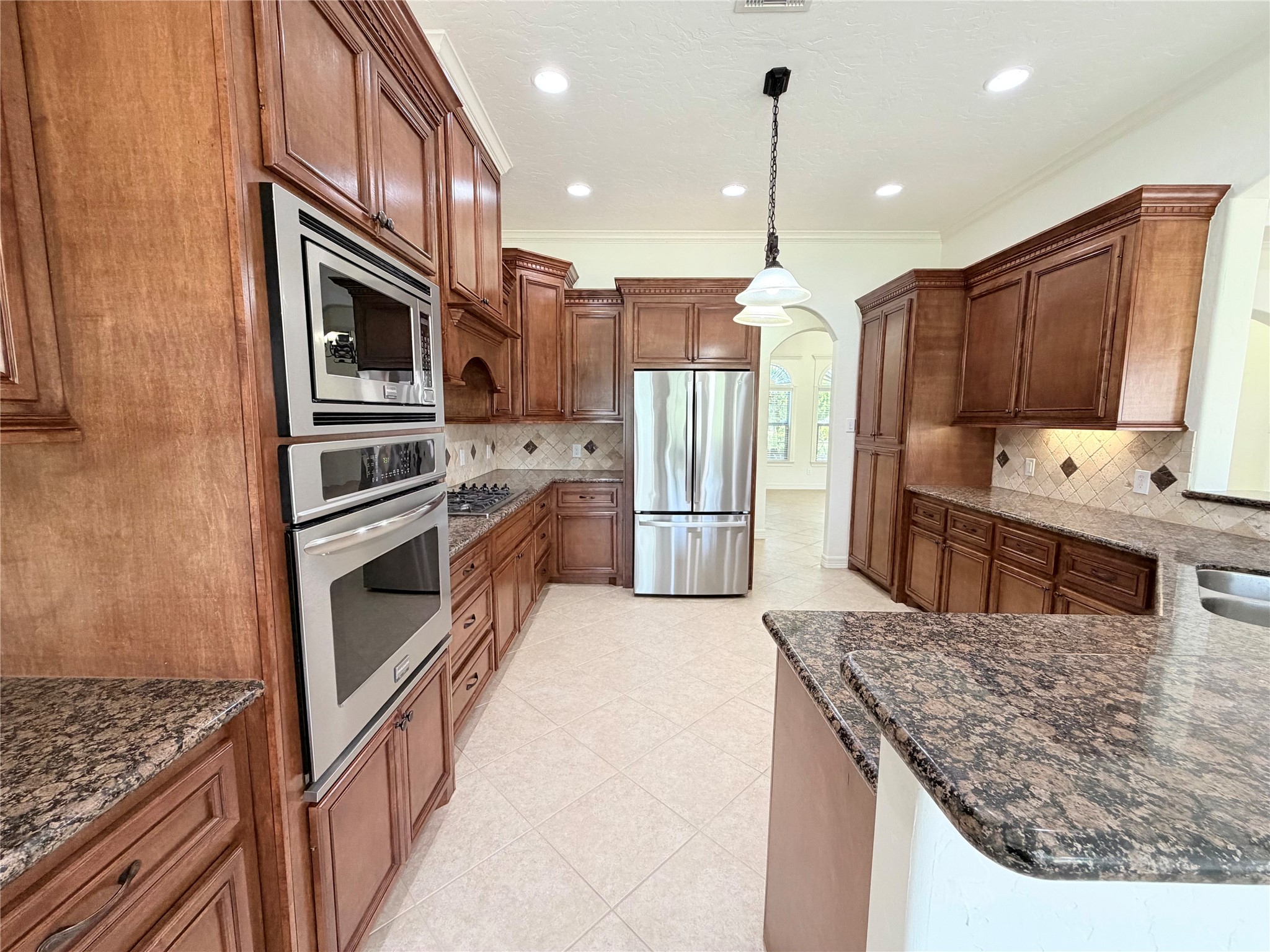 23052 Volga Drive Property Photo 18