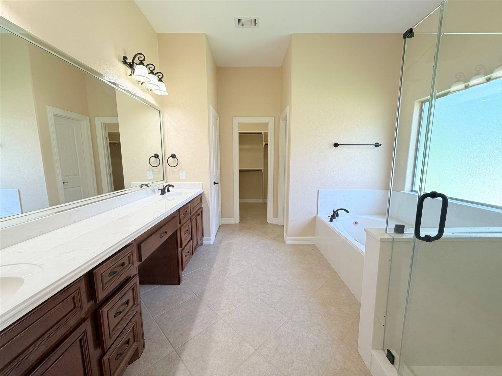 23052 Volga Drive Property Photo 27