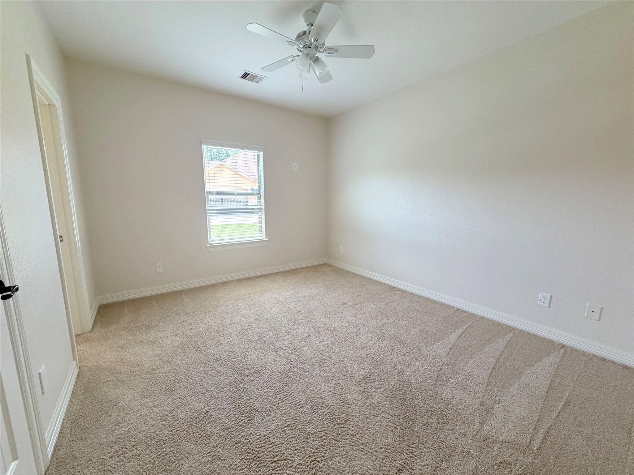 23052 Volga Drive Property Photo 32