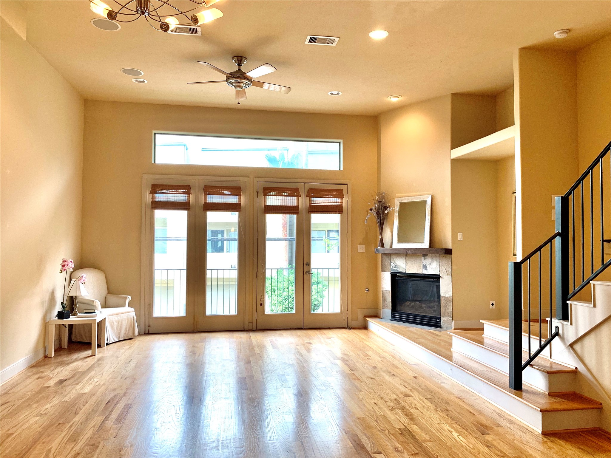 5231 Lillian Street Property Photo 8
