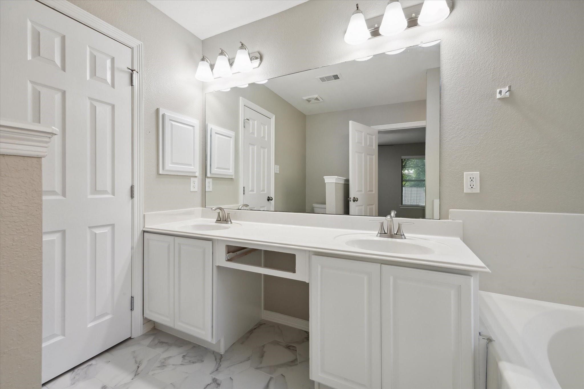 1206 Halls Bridge Property Photo 8