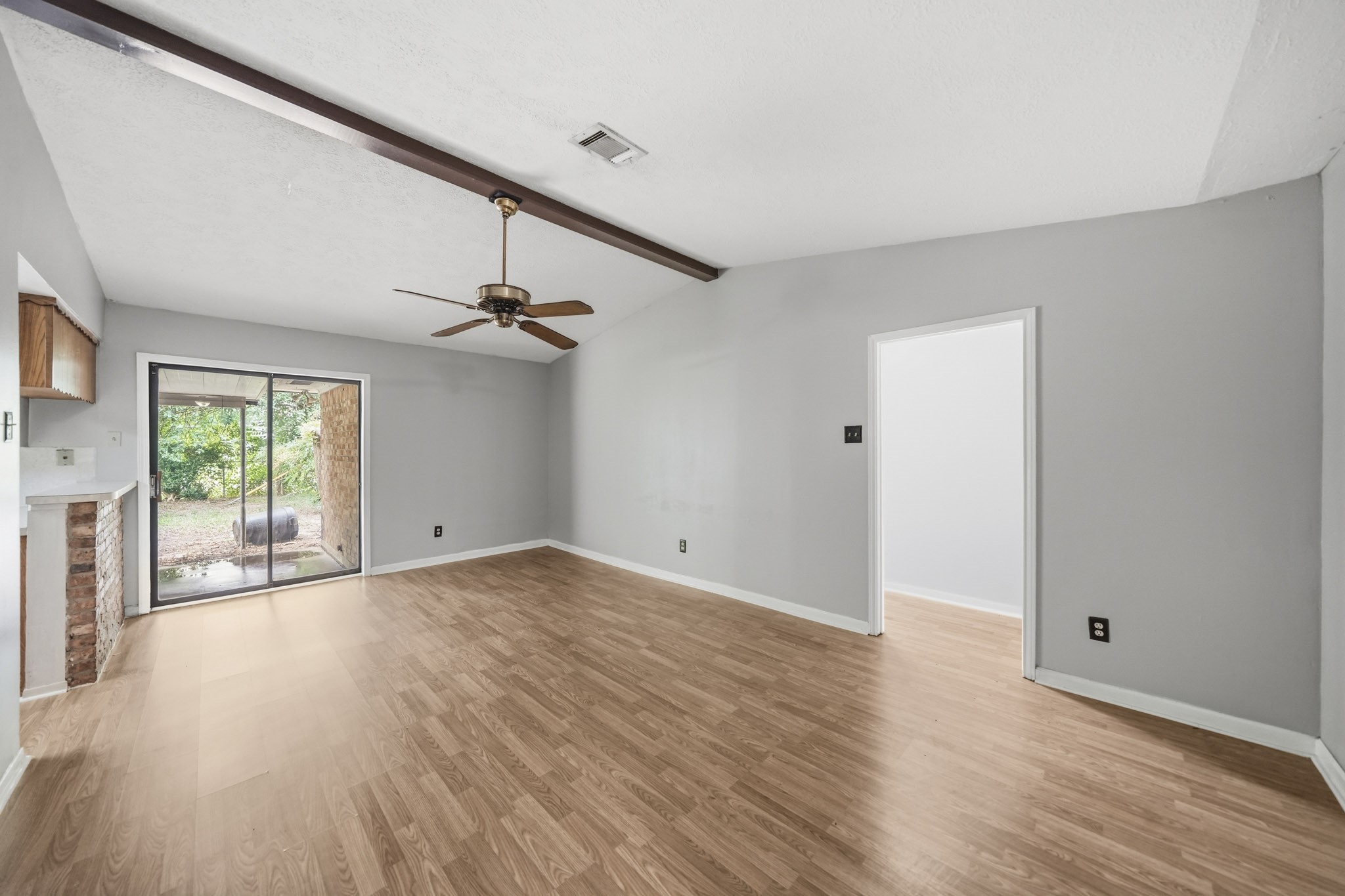 3324 Kathryn Circle Property Photo 2
