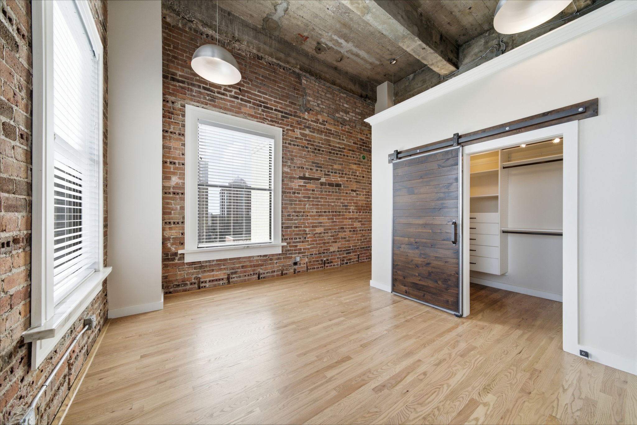 915 Franklin Street 9i Property Photo 15