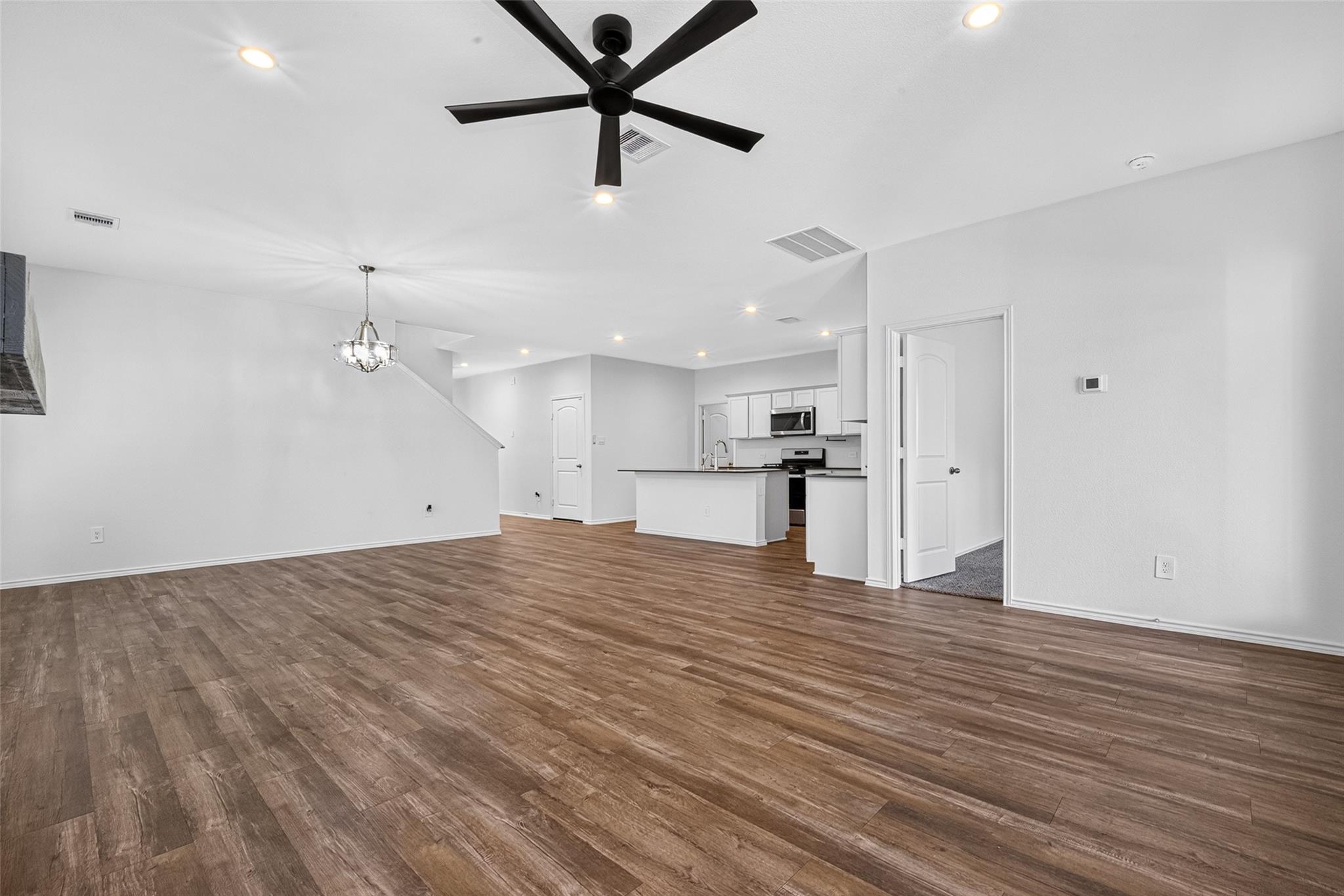 12818 Sunny Pass Property Photo 8