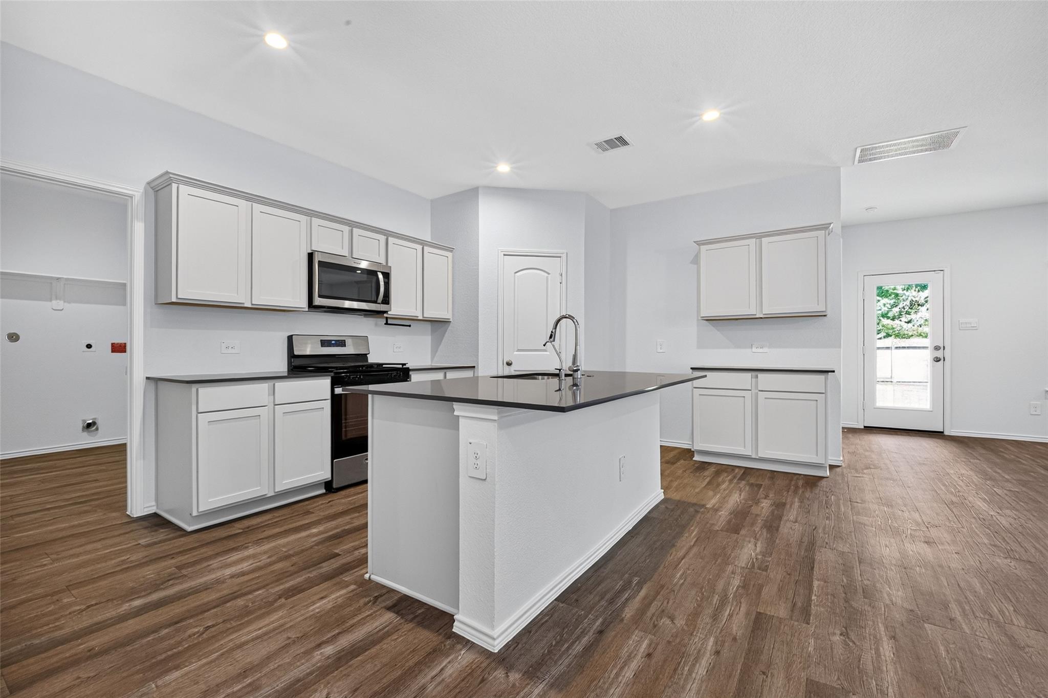 12818 Sunny Pass Property Photo 11