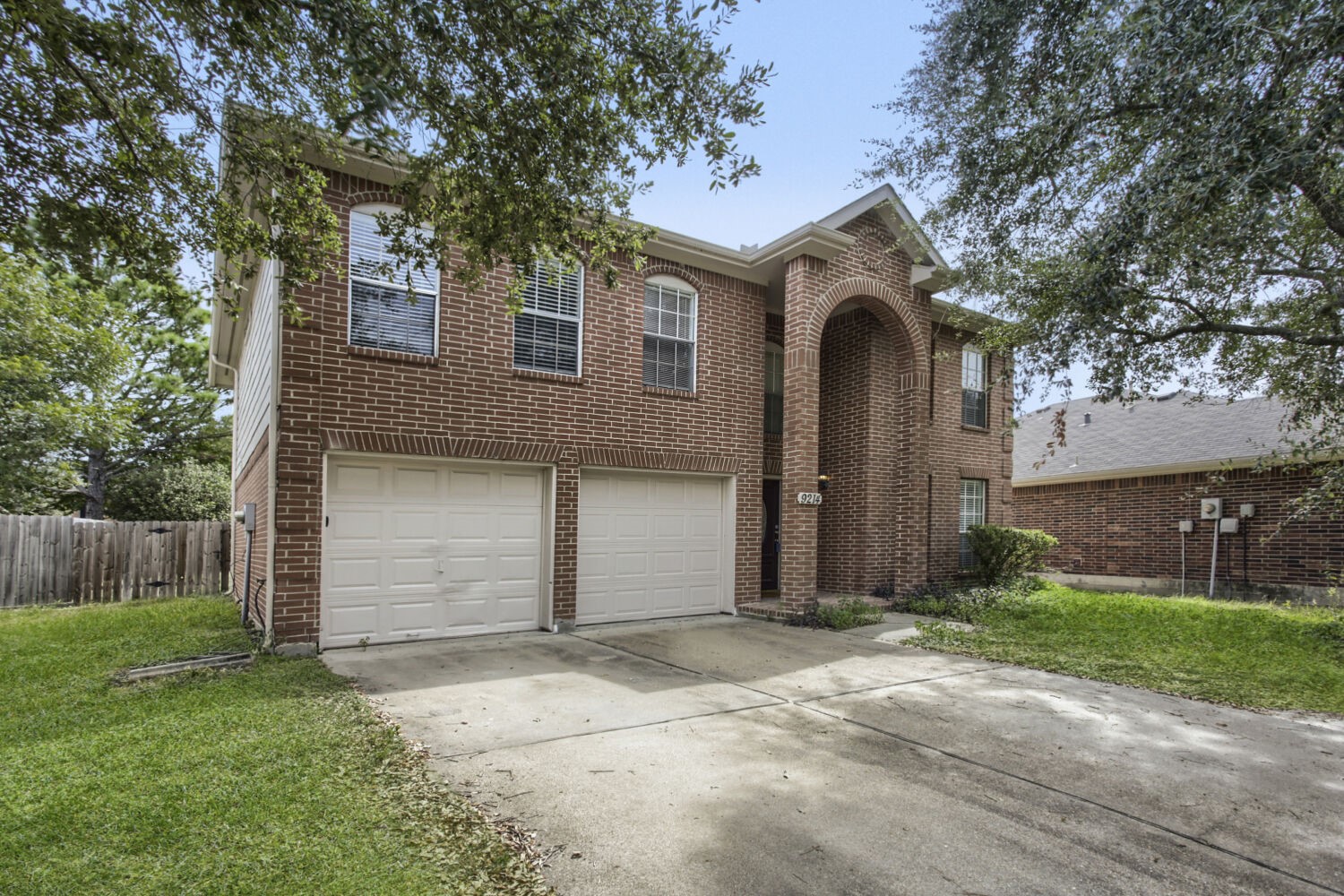9214 Rosewell Court Property Photo 1