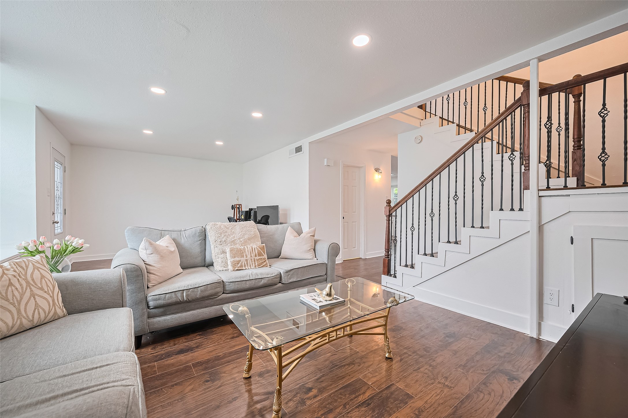 10174 Beekman Place Drive Property Photo 1