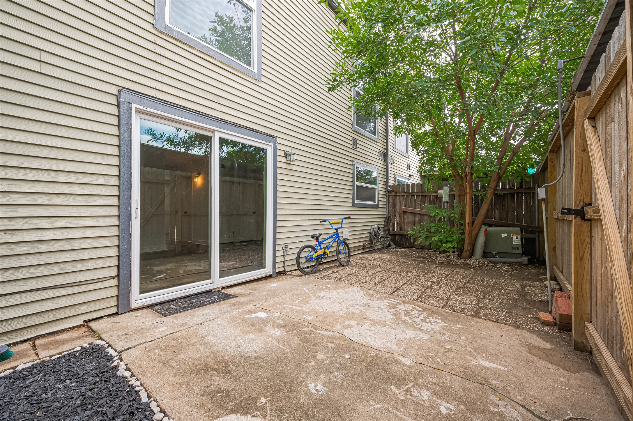 10174 Beekman Place Drive Property Photo 25