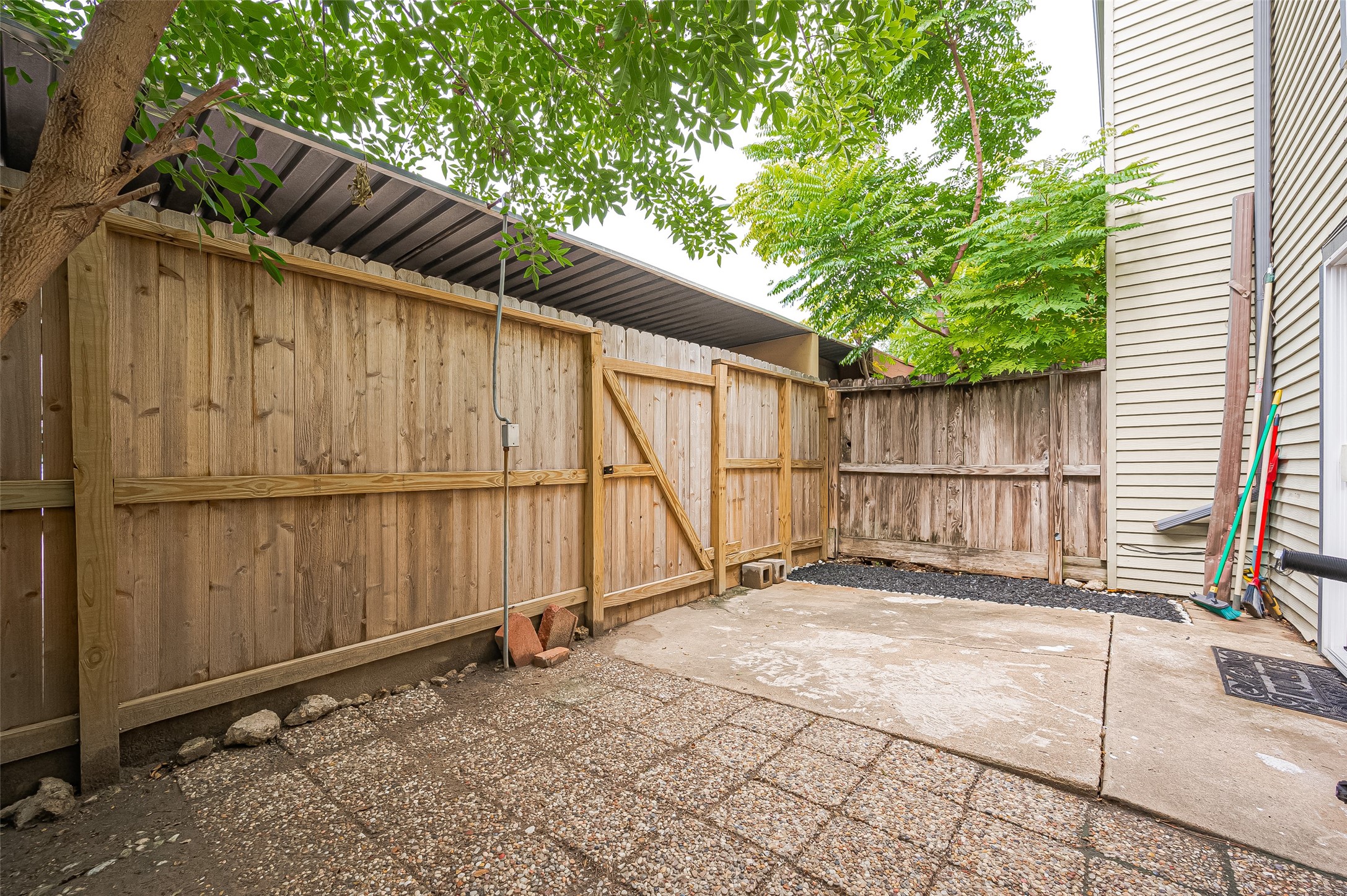 10174 Beekman Place Drive Property Photo 27