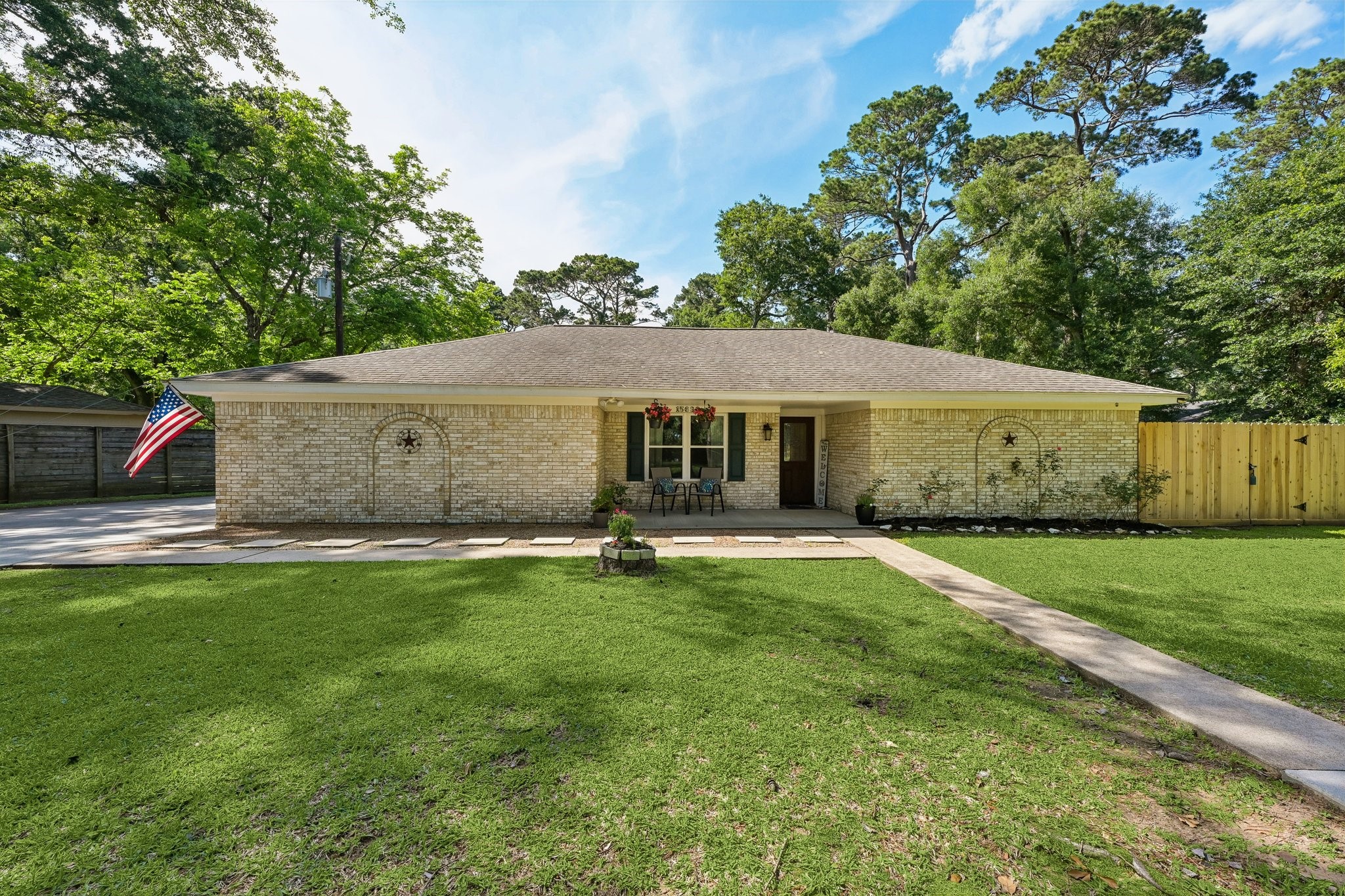 15638 Charolais Drive Property Photo 1
