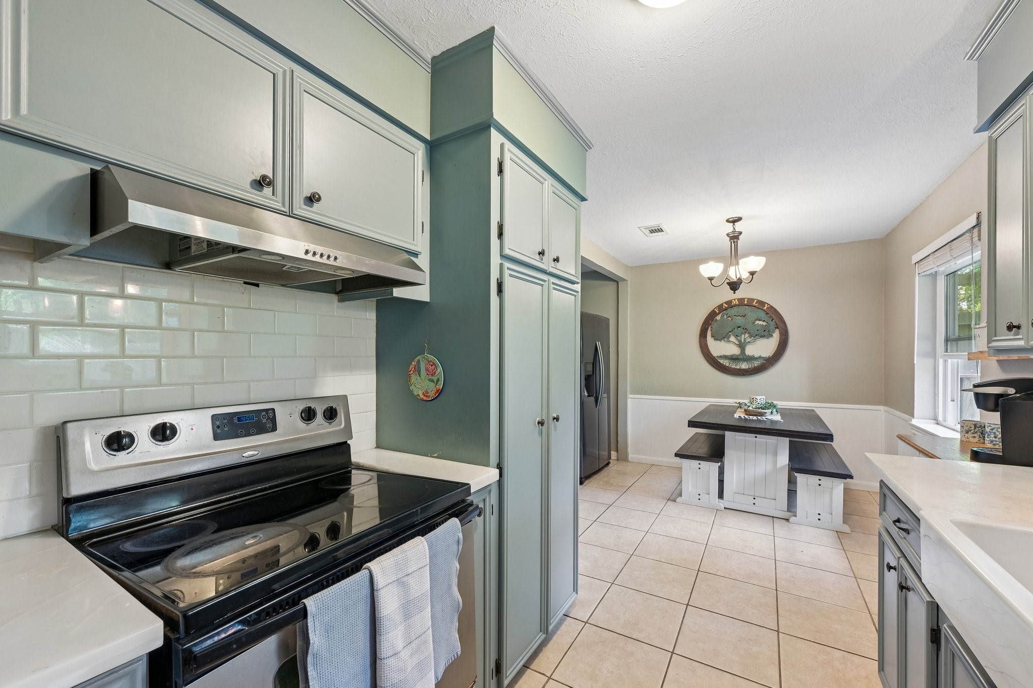 15638 Charolais Drive Property Photo 10