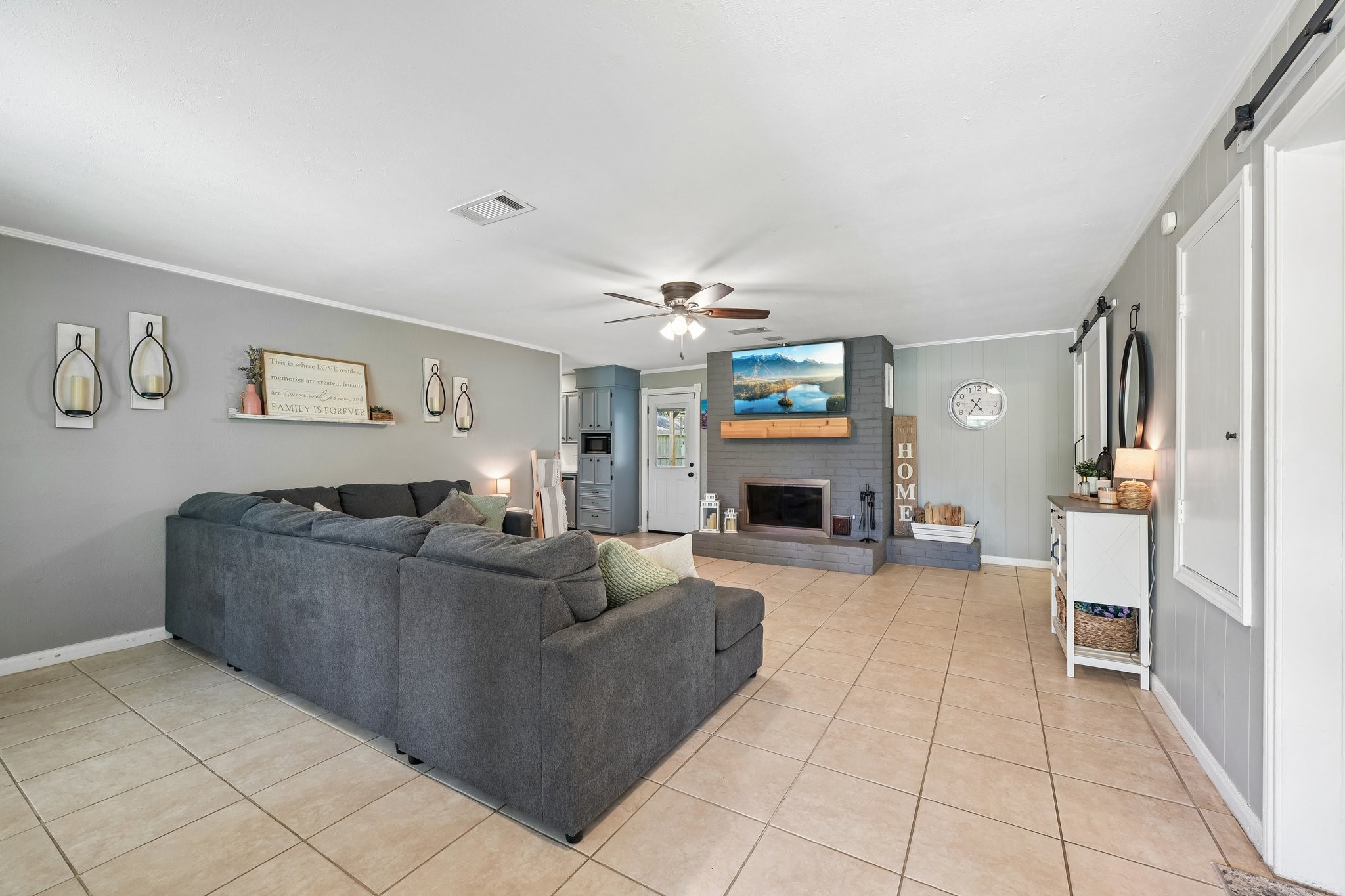15638 Charolais Drive Property Photo 16