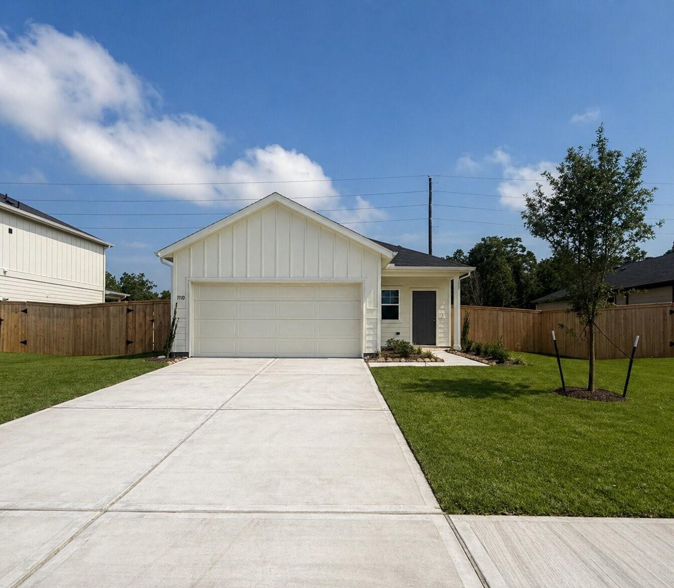 7110 Thomas James Court Property Photo 1