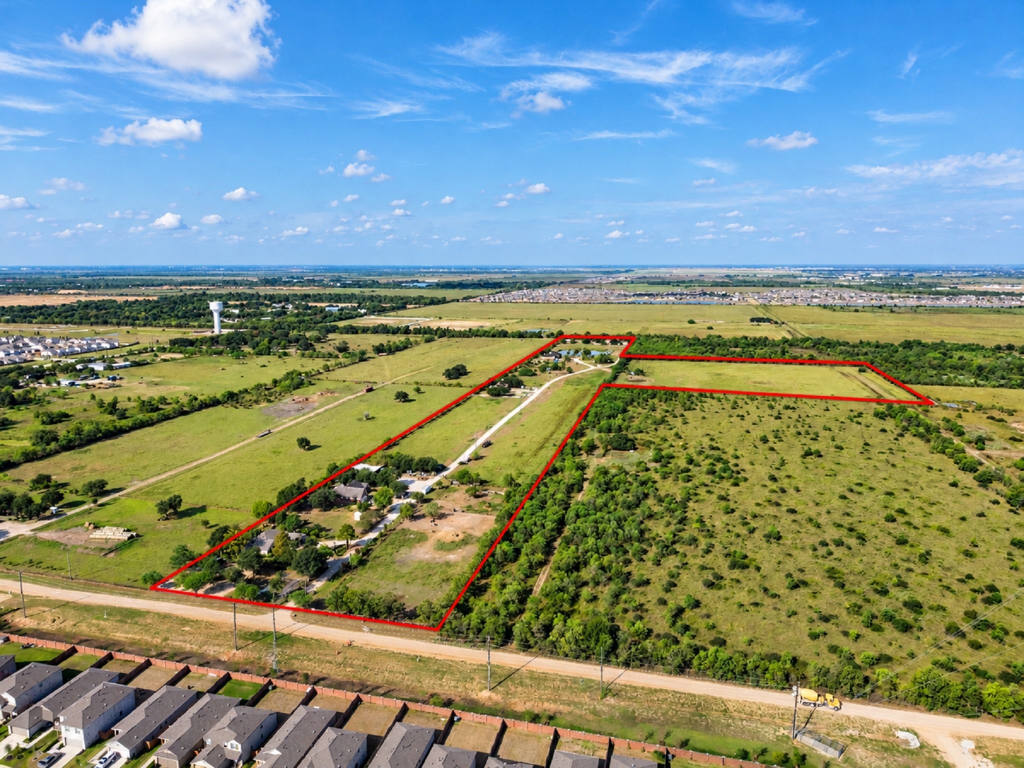 6429 Foxtrot Lane Property Photo 4