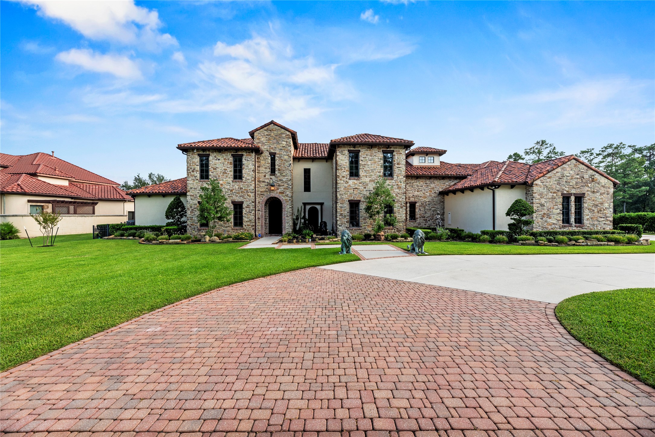 7715 Firethorne Creek Court Property Photo 1