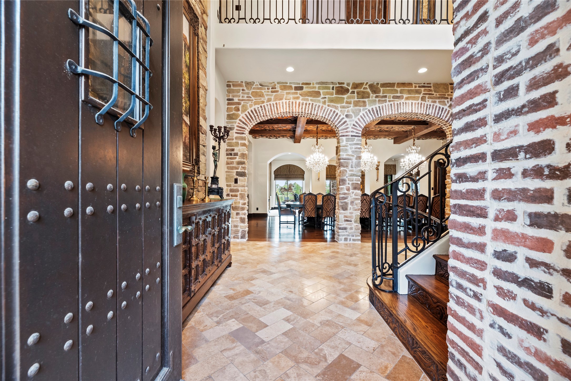7715 Firethorne Creek Court Property Photo 7