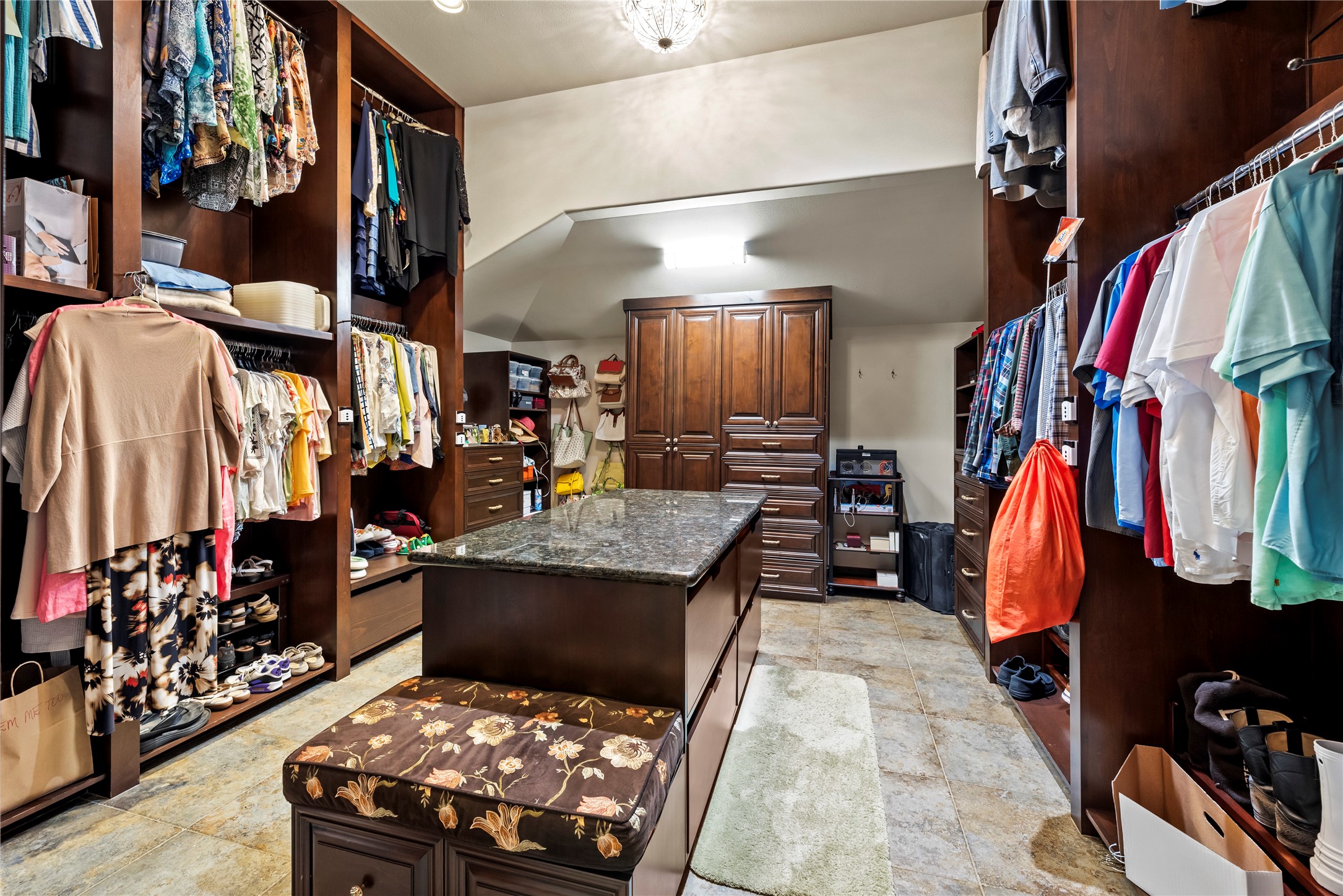 7715 Firethorne Creek Court Property Photo 24