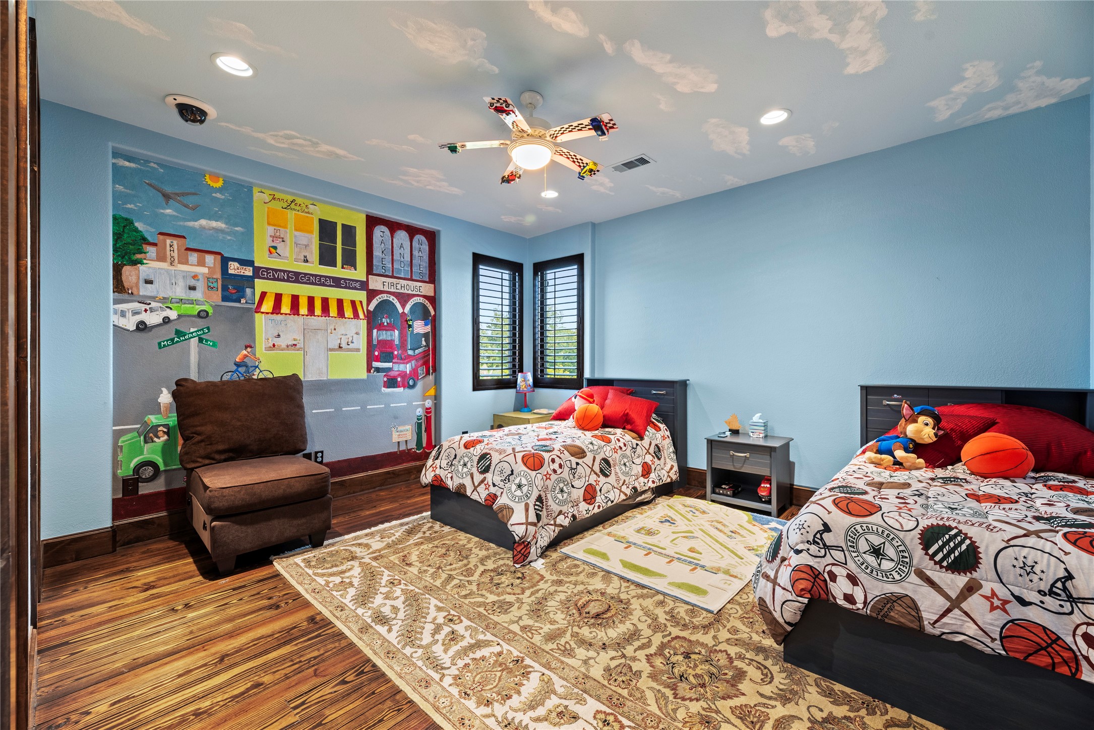 7715 Firethorne Creek Court Property Photo 33