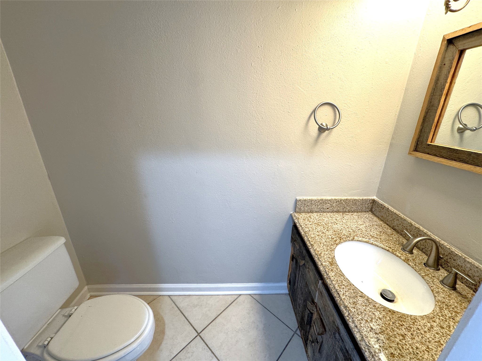 6630 Sumner Isle Court Property Photo 13