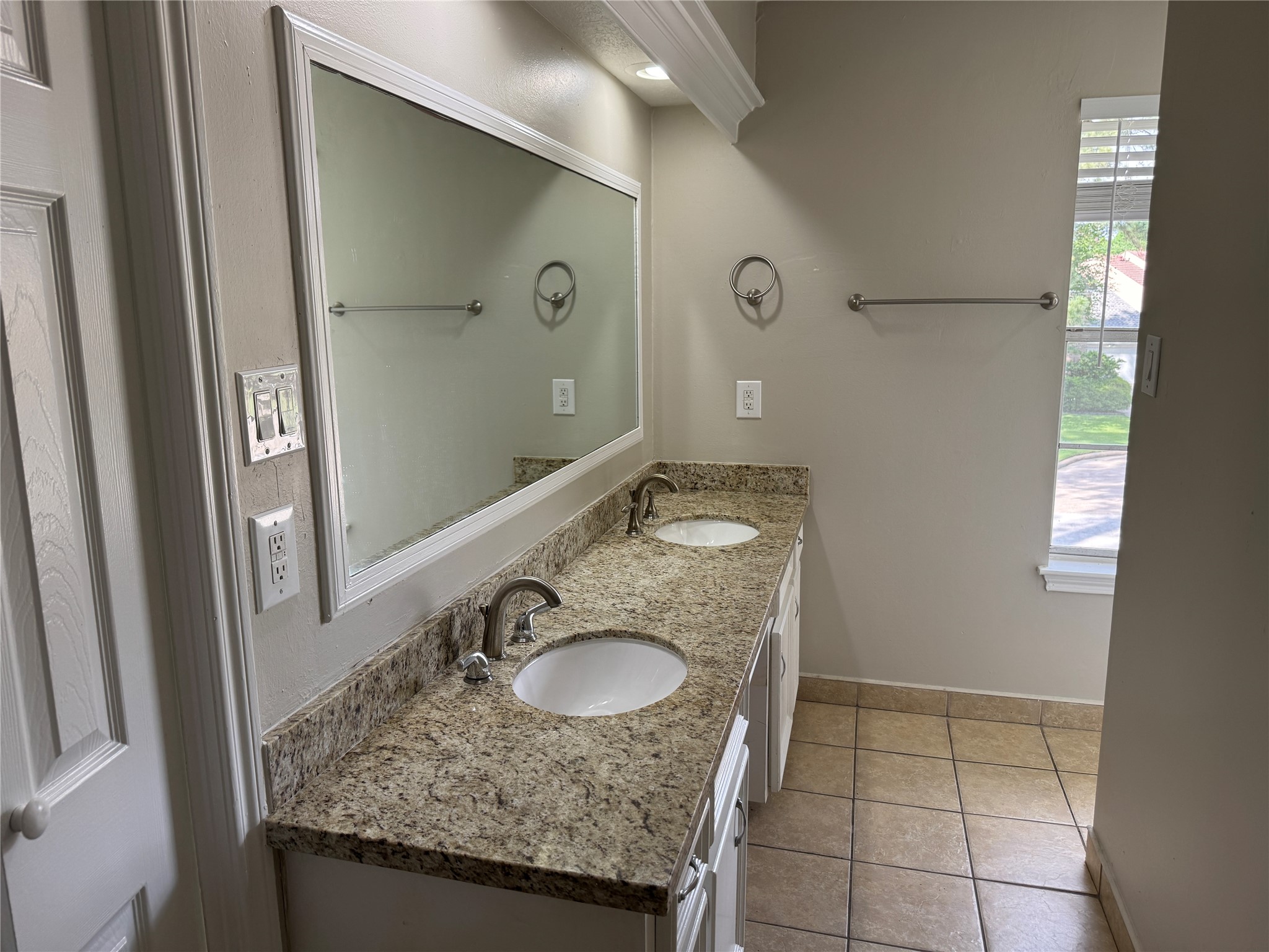 6630 Sumner Isle Court Property Photo 17