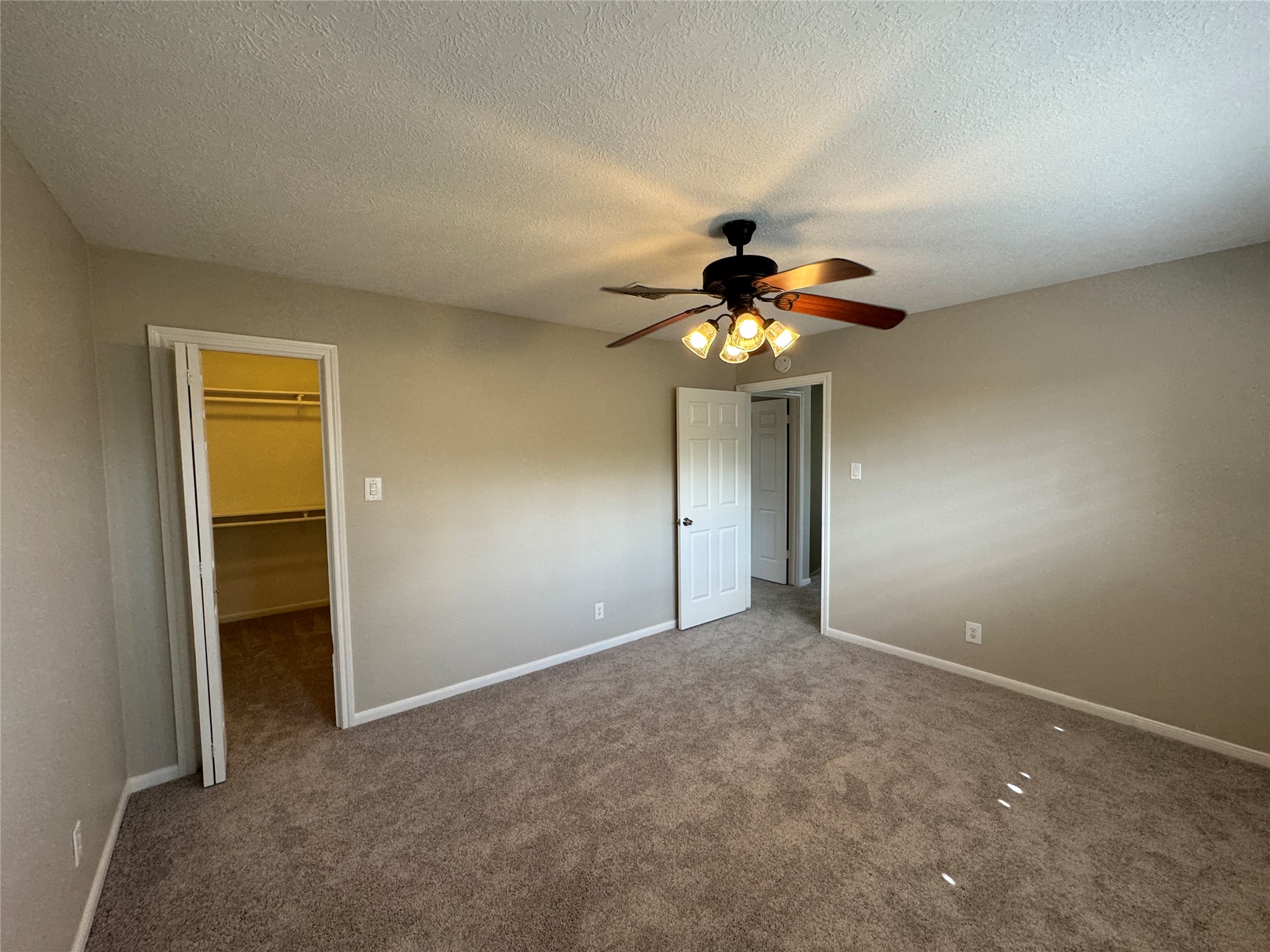 6630 Sumner Isle Court Property Photo 23
