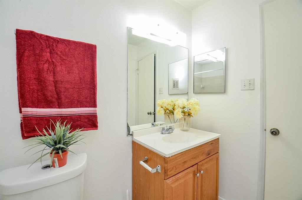 9700 Leawood Boulevard 1807 Property Photo 4