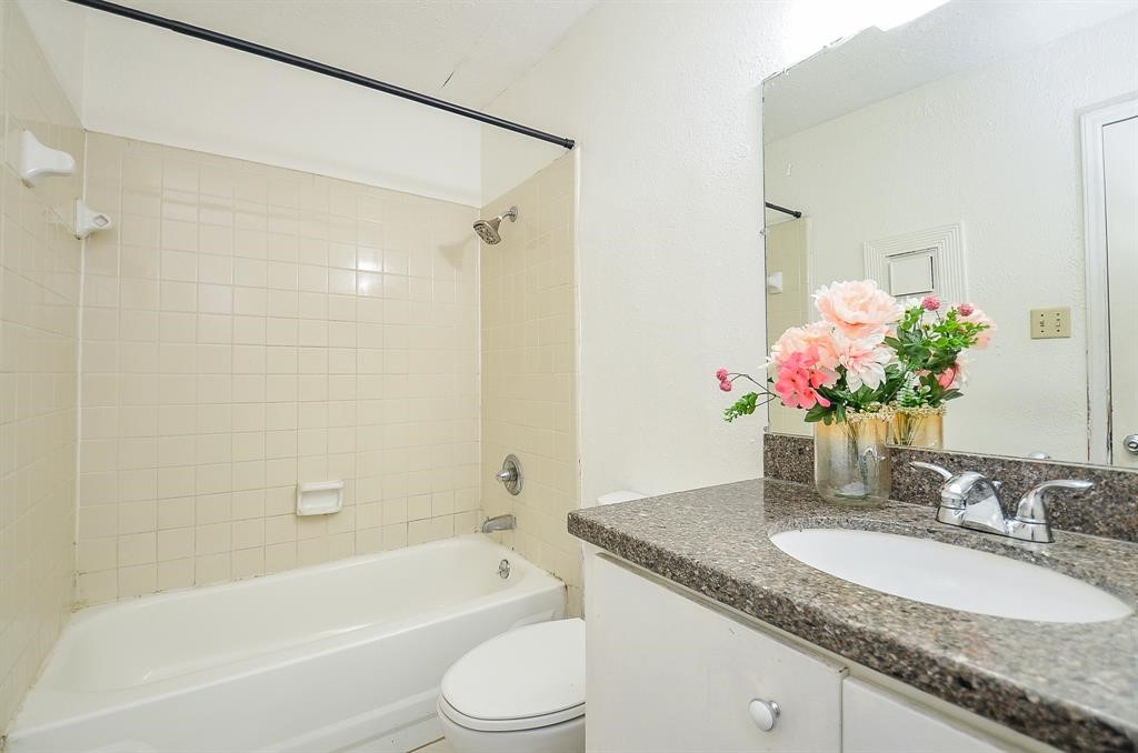 9700 Leawood Boulevard 1807 Property Photo 31