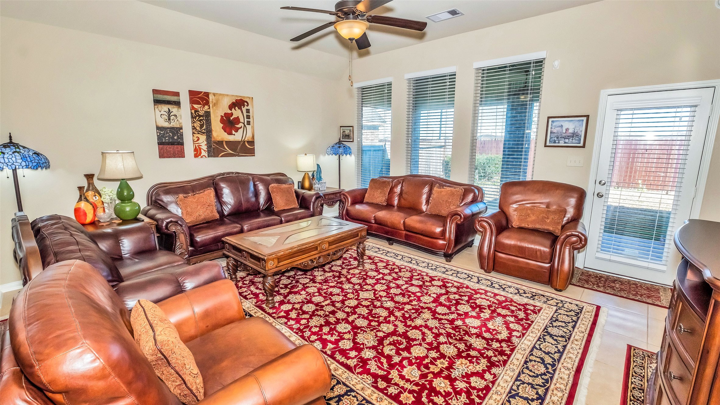 8807 Seguin Cove Lane Property Photo 11